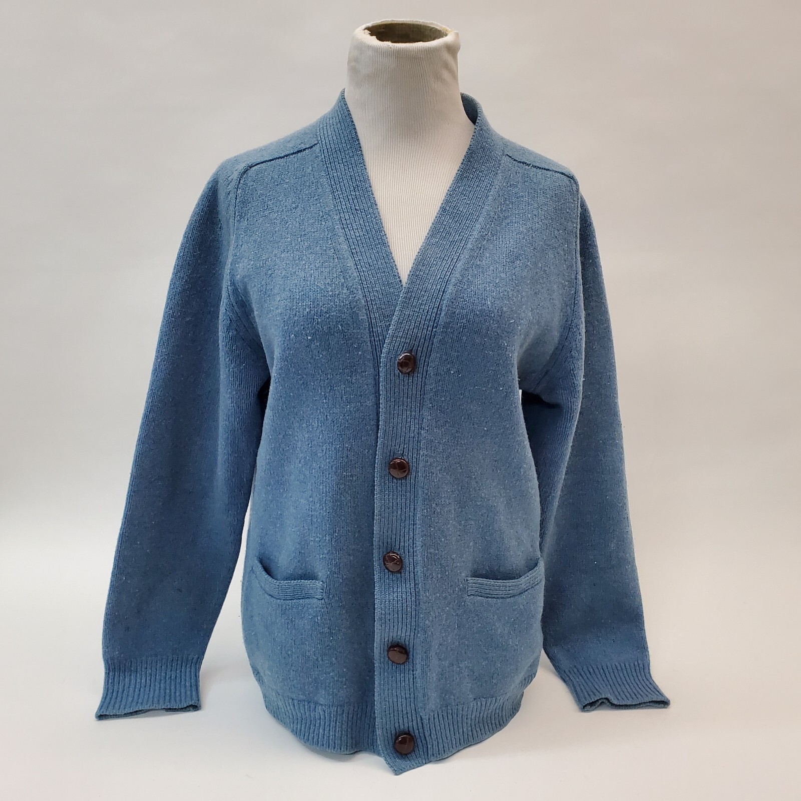 Vtg Hastings Alan Paine 100% Lambswool Cardigan Braided Women’s Size 42 EU 6 US
