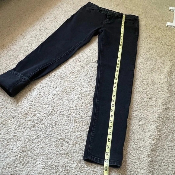 Simple Vera Wang Womens Pants sz 4 Mid-Rise Black Denim Jeans Casual Goth