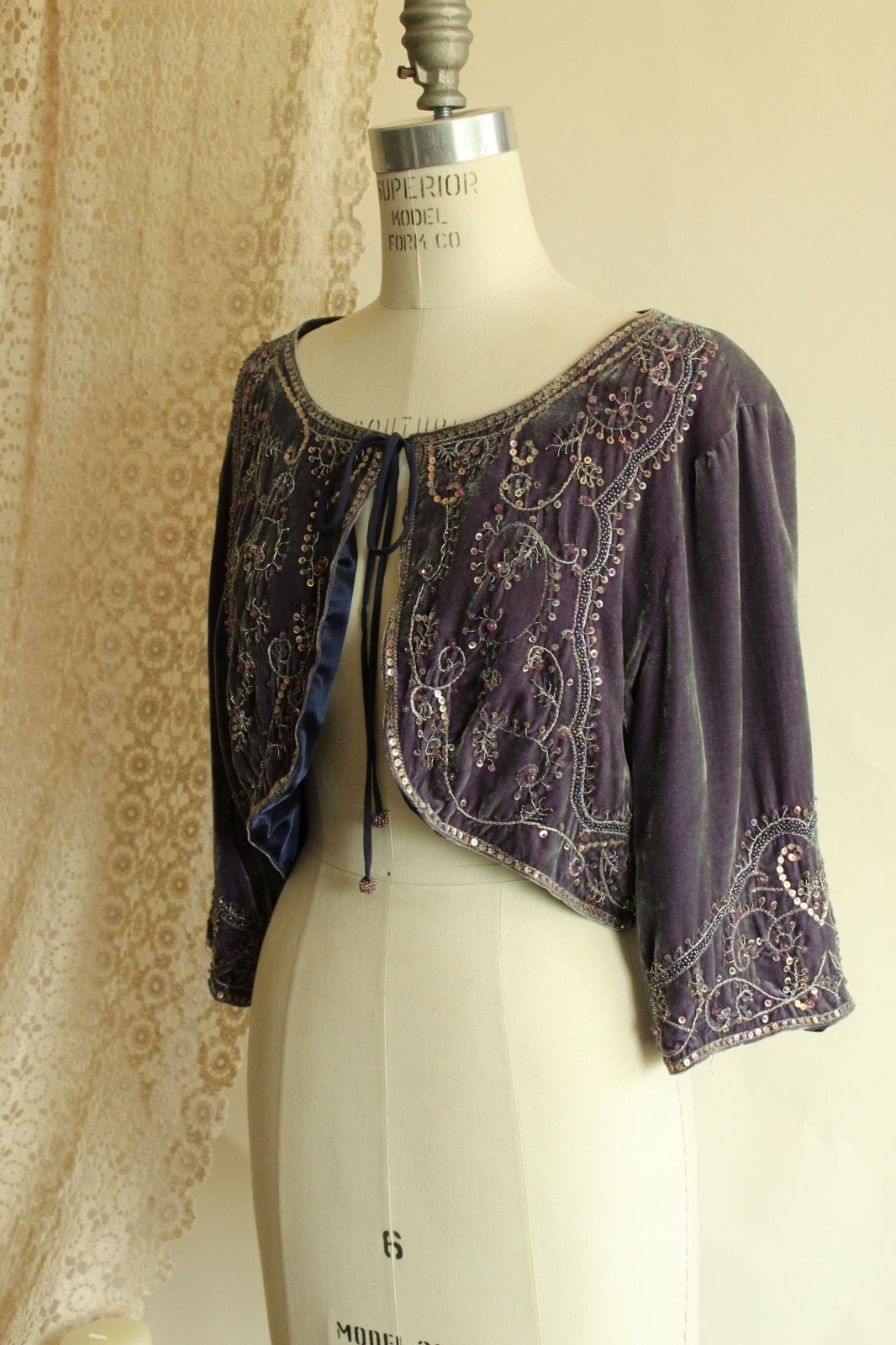 Vintage 1990s 2000s Jacket, ECI Purple Velvet Bolero Shrug with Beading, Size L