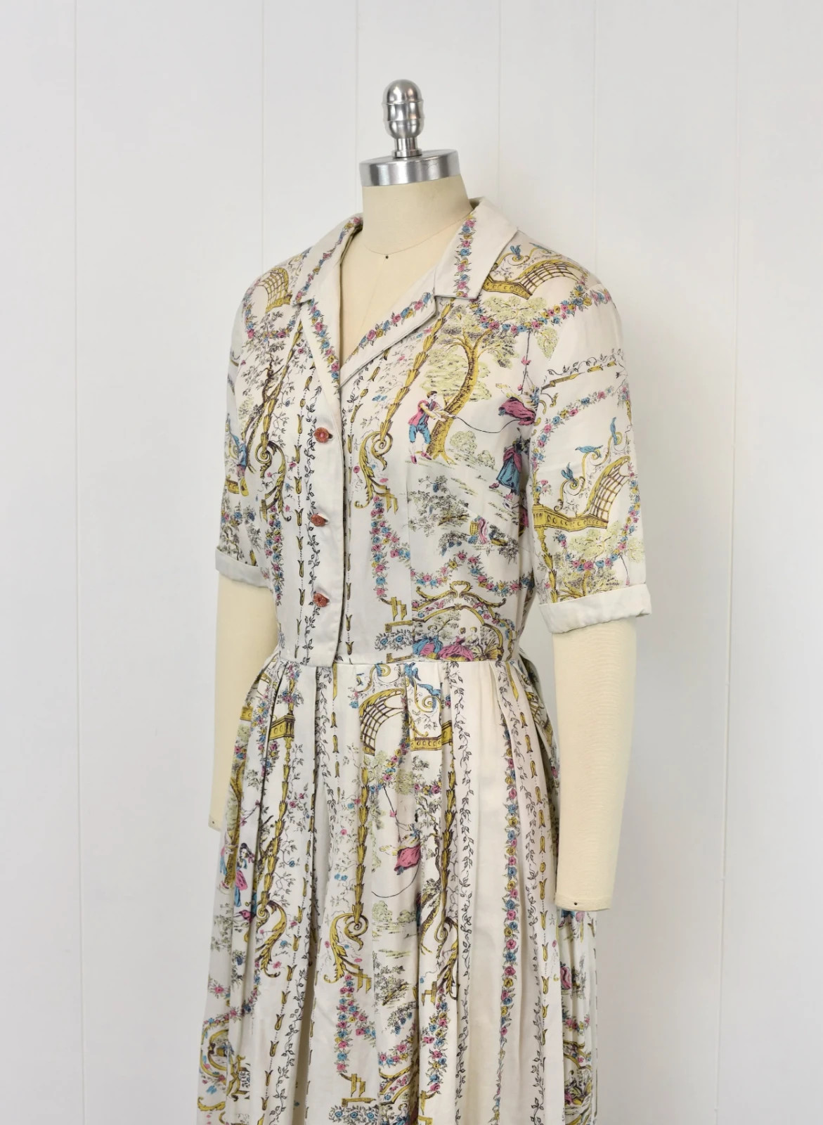 Vintage 1950s Rococo French Provincial Novelty Print Cotton Shirt Dress