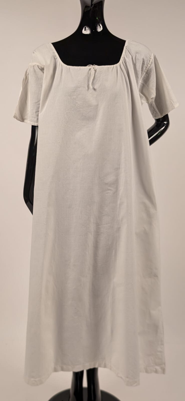 EARLY 19TH C HAND SEWN WHITE SHIFT SLIP DRESS W DRAWSTRING NECKLINE