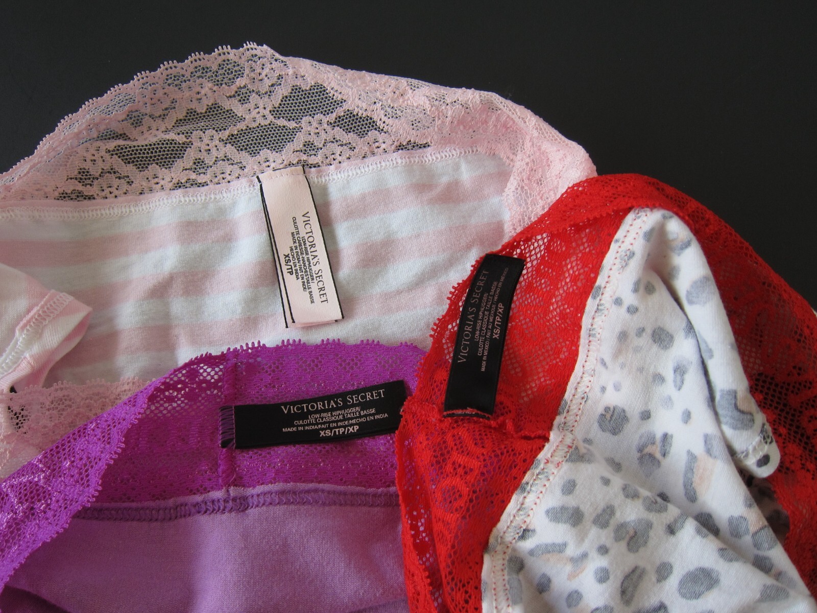 3 VTG Victoria’s Secret – 2012-2016 – Hiphugger Lace Panties Lot XS X-SMALL