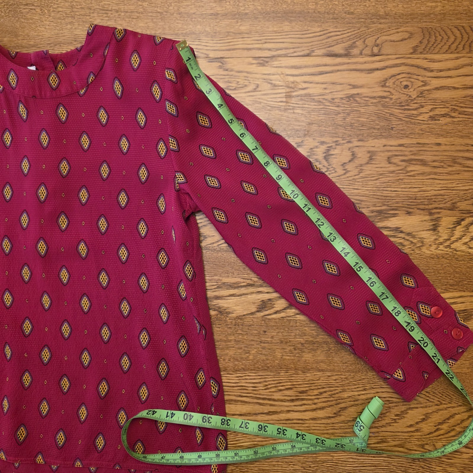 100% Silk Womens Size 8 Constance Saunders Richard Warren Blouse Geometric 80s