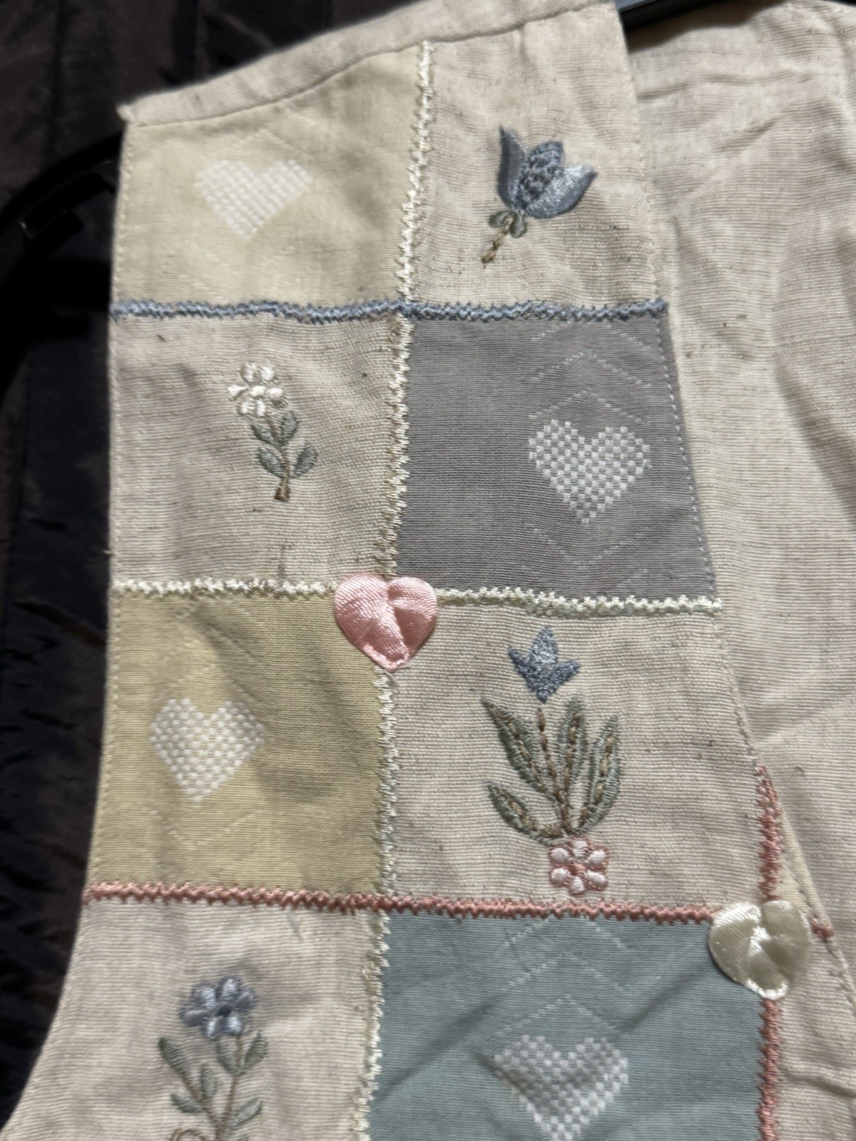 Tan Trums Hearts & Flowers Vest Cottagecore Lace Heart Buttons Cute Vtg 1990s