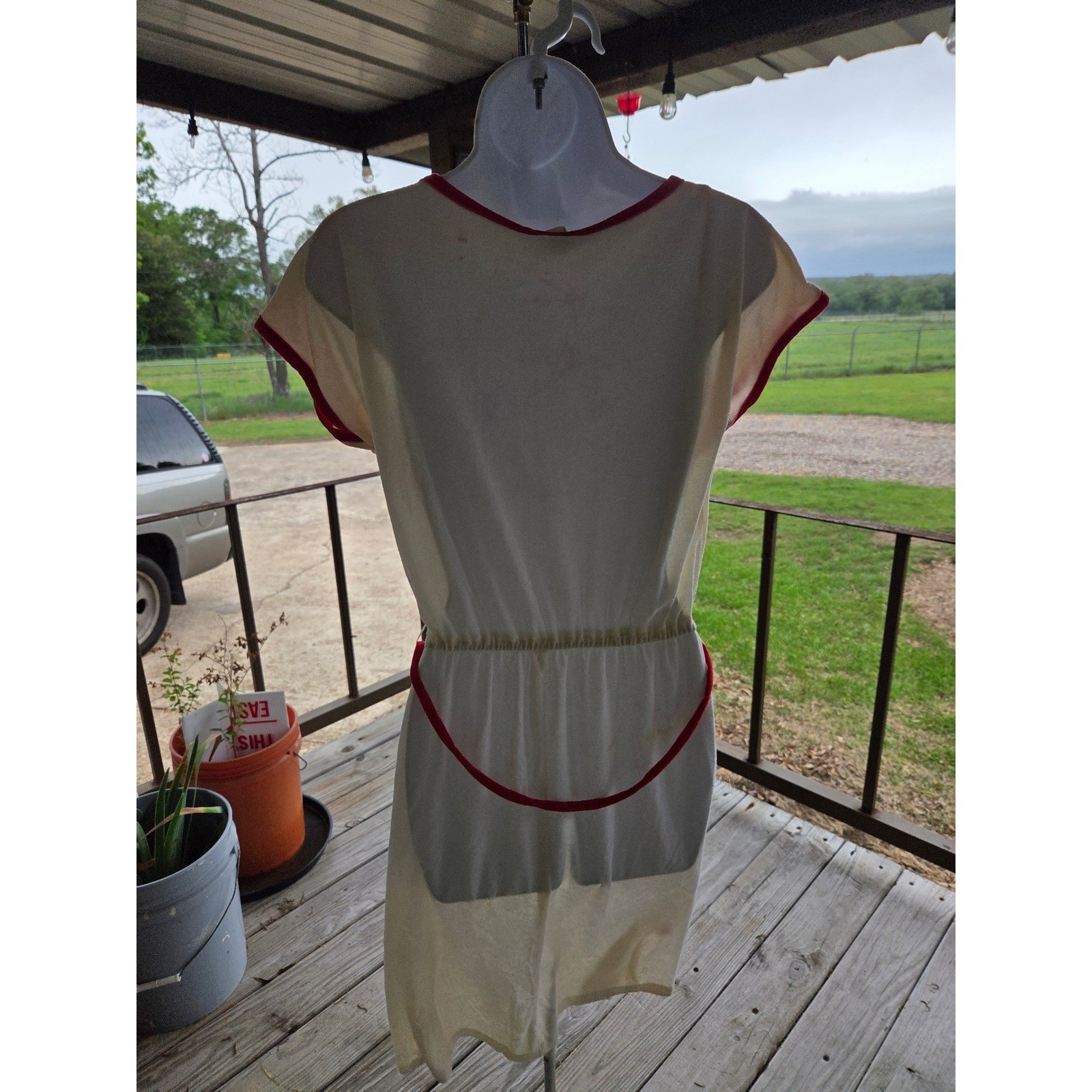 Vintage 1950s Painted Parrot House Dress Arnel Triacetate Cream Red Trim Lounger