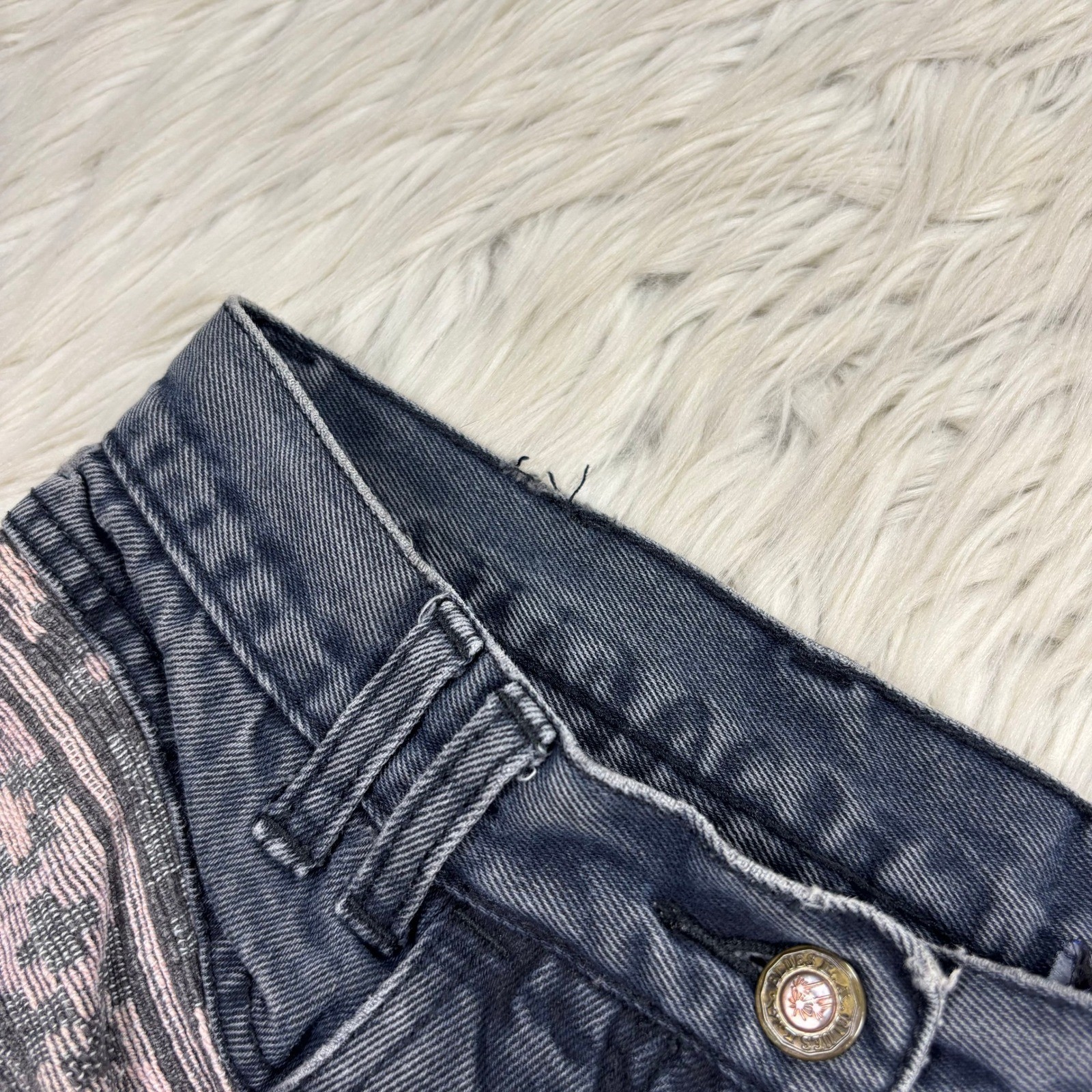 Vintage 90’s LA Blues Women’s 27 Gray Navaho Blanket Side Stripe Tapered Jeans