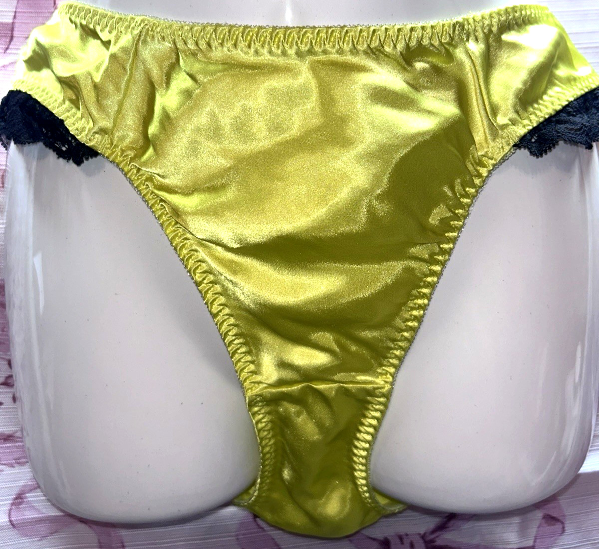 💖VTG Sz L Victoria’s Secret Satin Pantie Bikini Wet Yellow