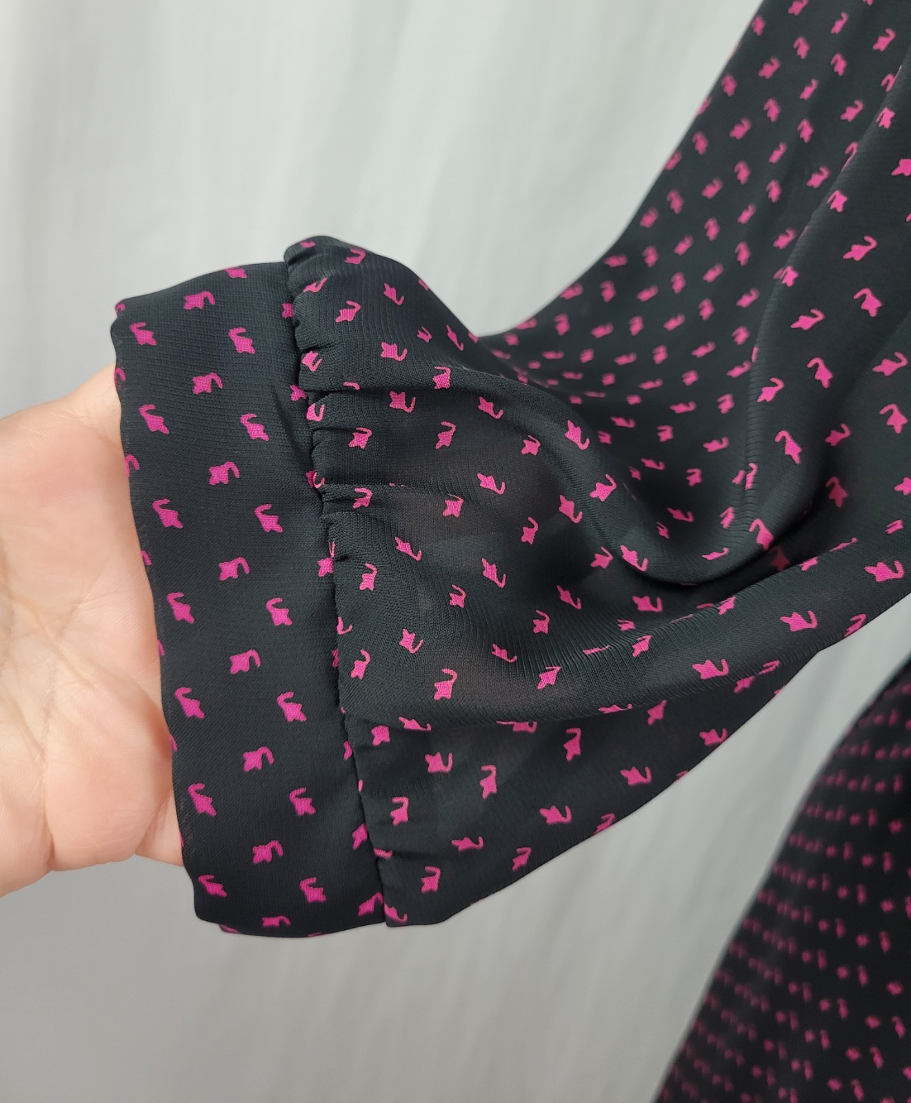 Vtg JT Dress Black Blouson Dress w Magenta Pattern Puff Sleeves & Belt Size 12