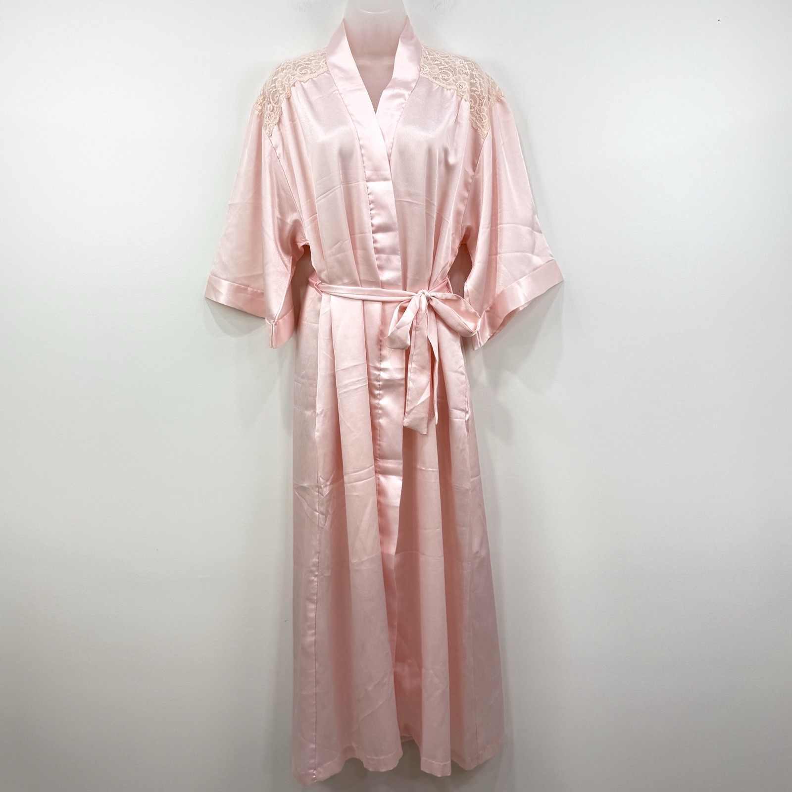 VTG Miss Elaine Satin Robe Womens M Pink Lace Cottagecore Modest Dainty USA Made