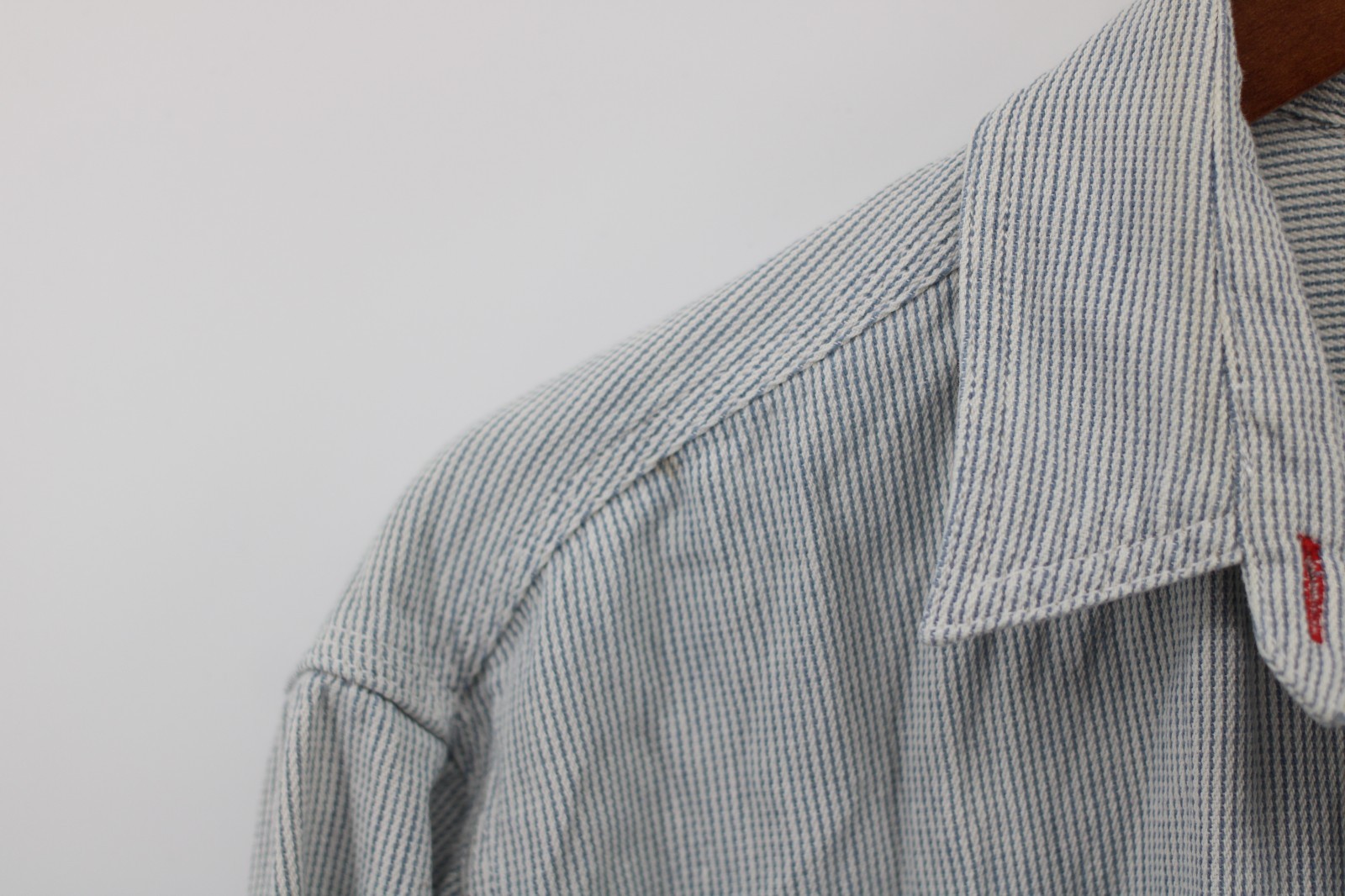 Levi’s Button Up Blue White Stripe Jeans For Women Large Button Down Western