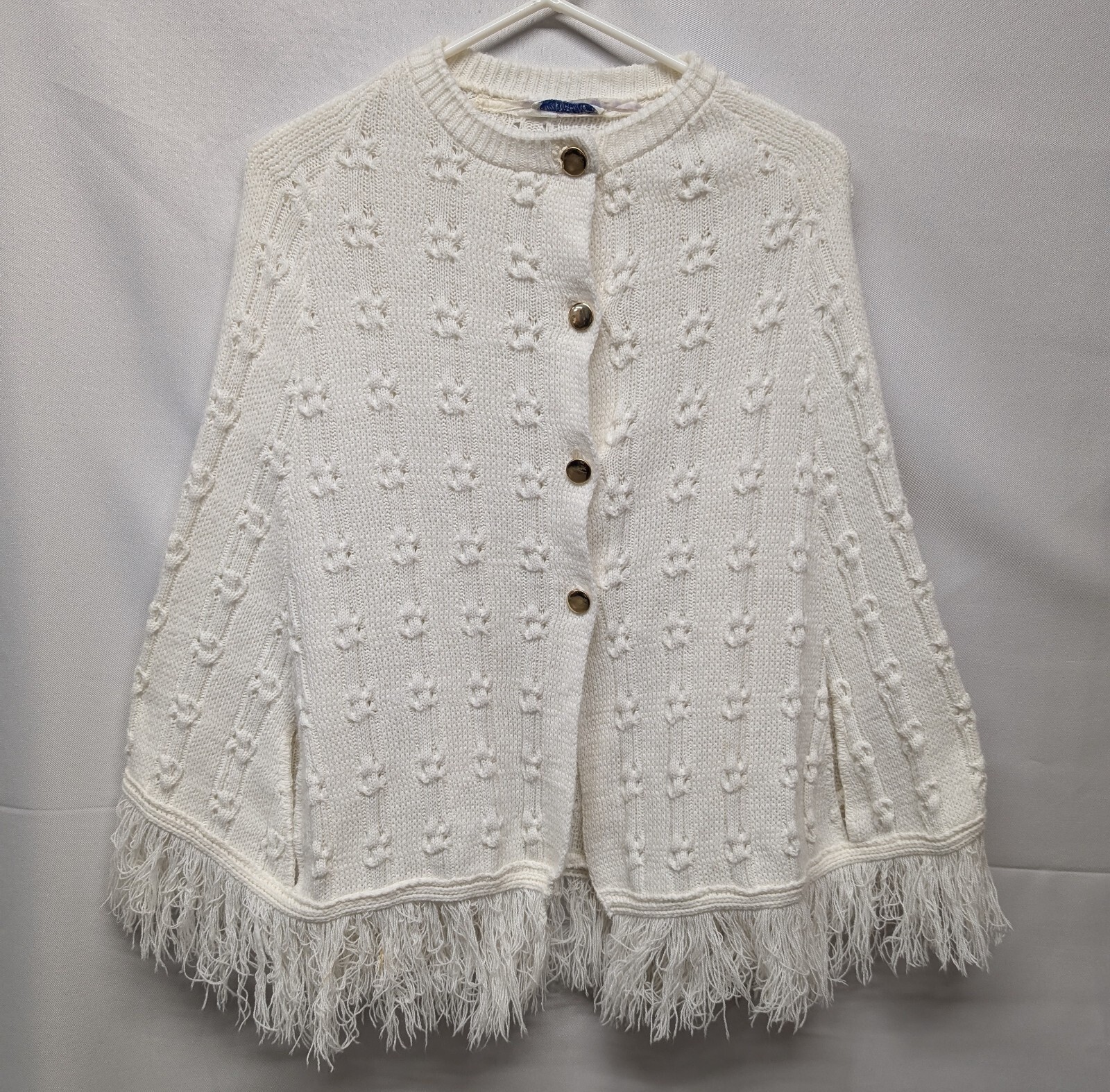 Vtg. 70’s White Orlon Acrylic 4 Button Knit Poncho Cape Arm Holes Fringe OSFM