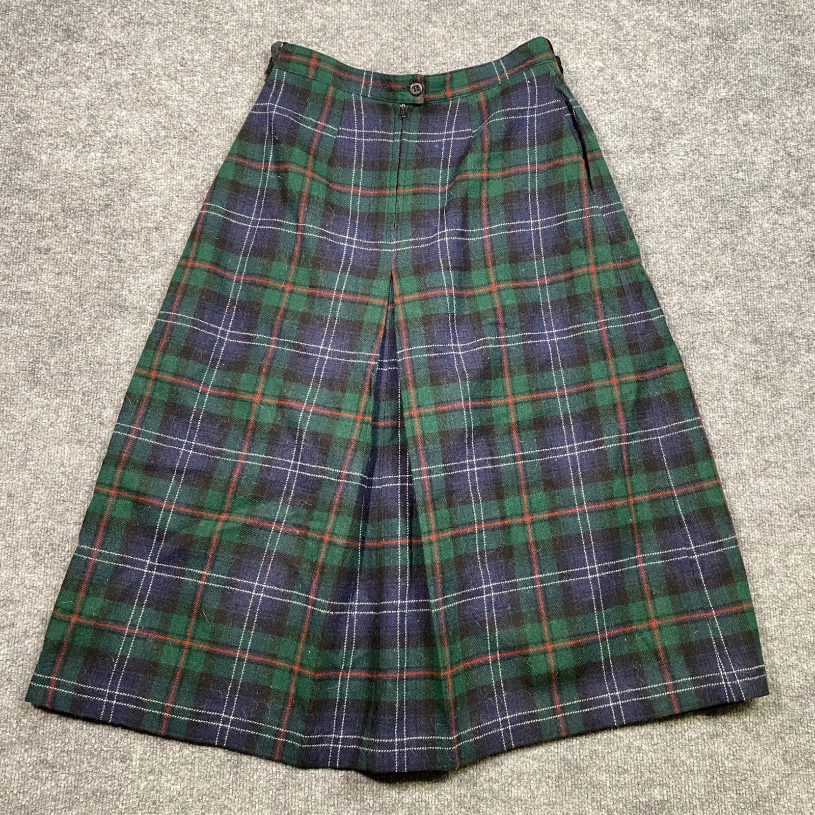 The Woolrich Woman Vintage Plaid Wool Midi Skirt Green Blue Tartan USA Made 27W