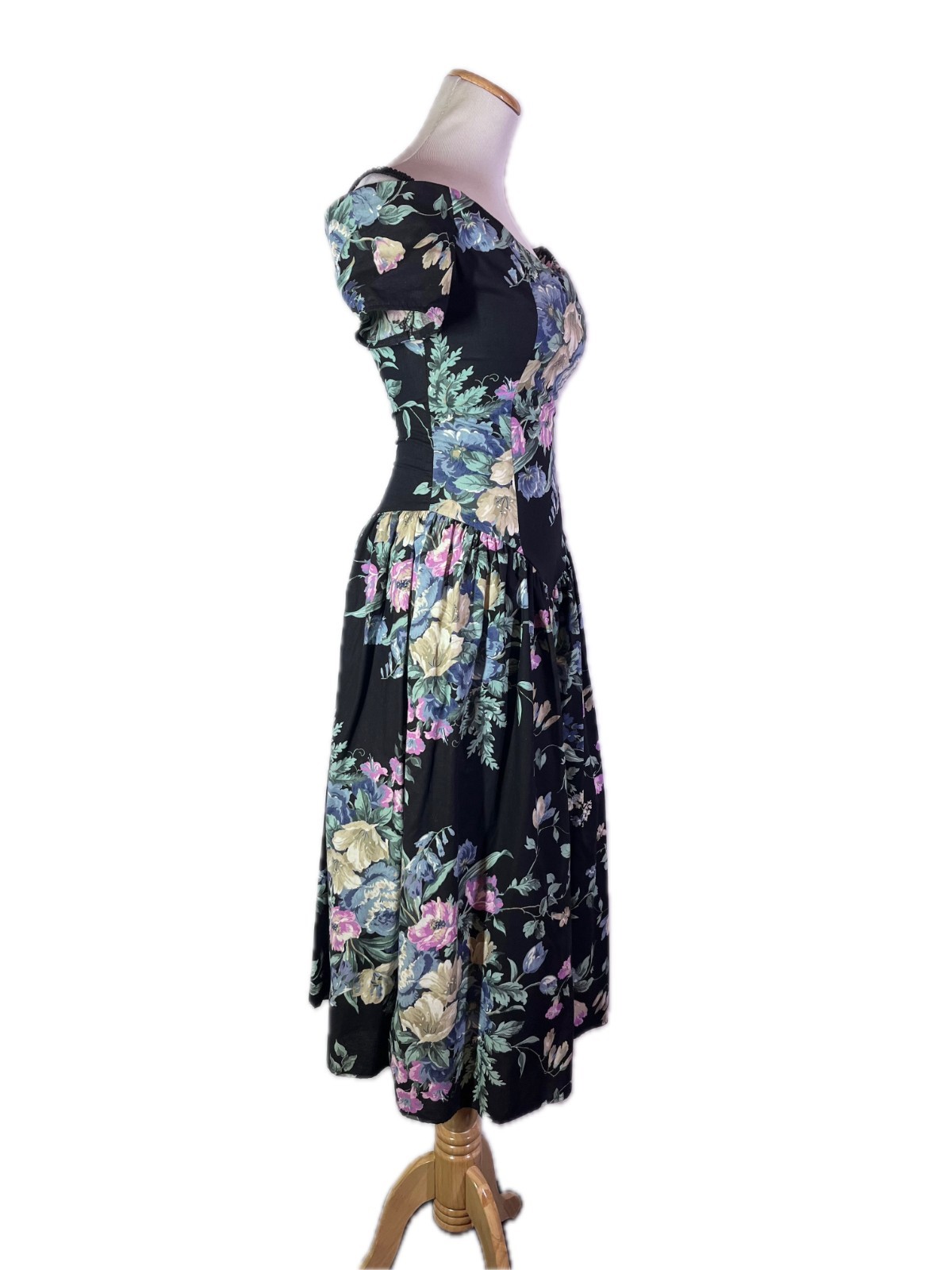 Vintage 1980s Byer Too! Size 5 Black Floral Tea Dress Off-the-Shoulder V-Waist
