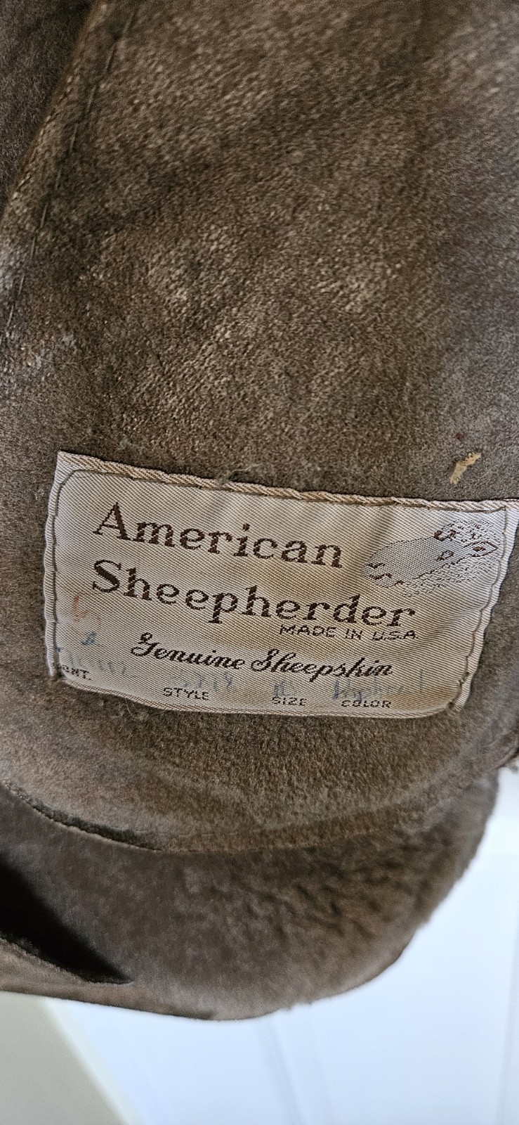 Vintage Womens Genuine Suede Shearling Sheepskin Jacket Size Small