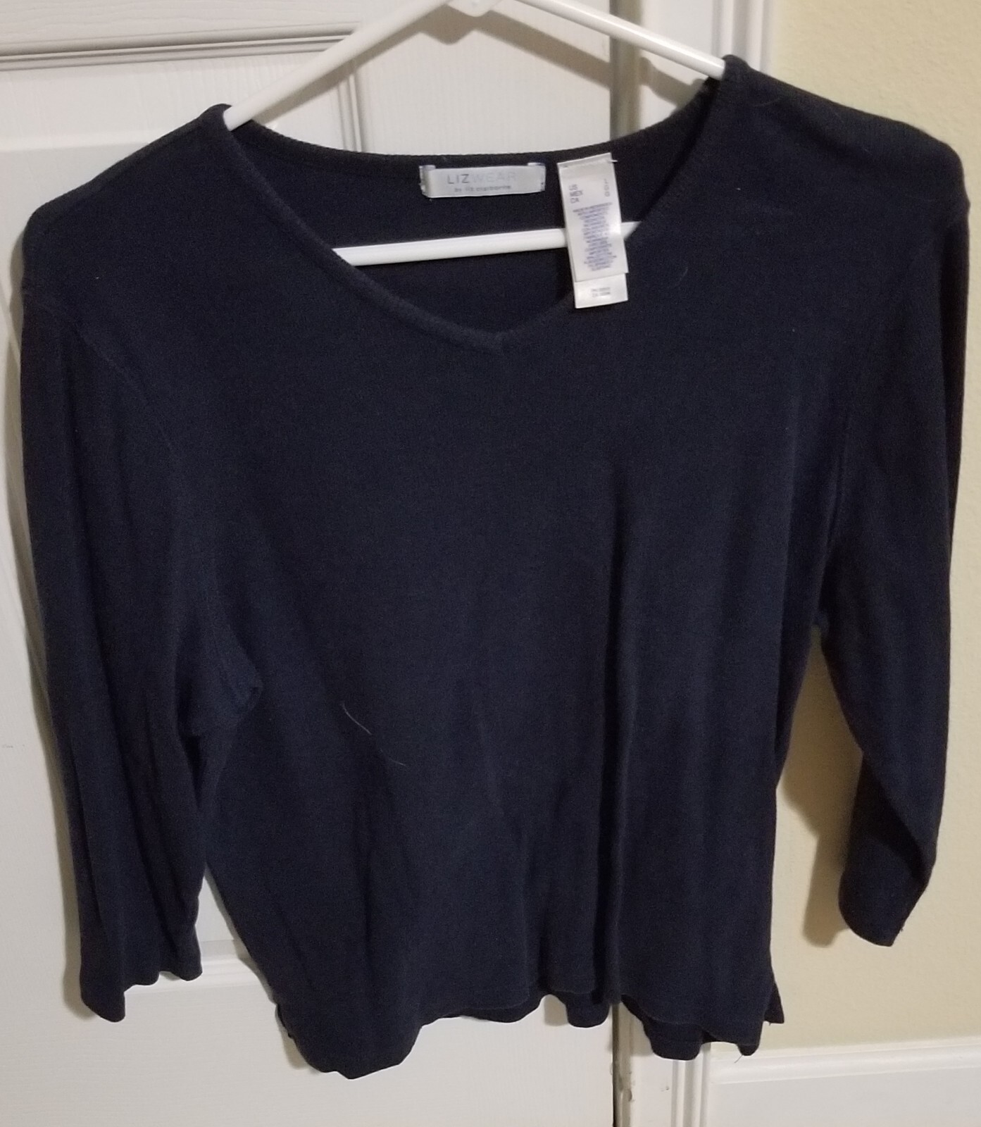 VTG LizWear Navy Blue Size L Top with V-Neck & 3/4 Sleeves Cotton/Spandex-Nice