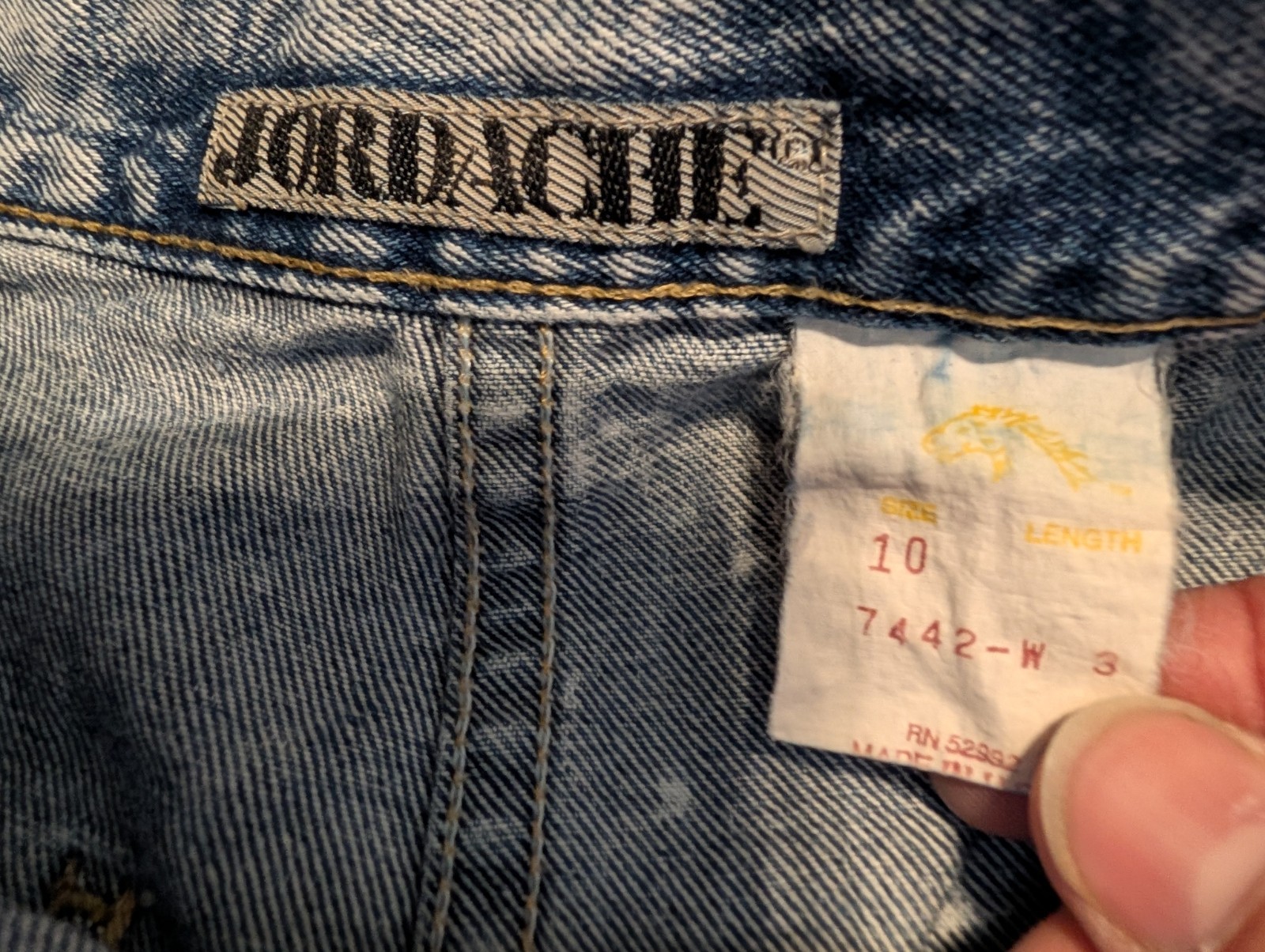 Vintage 80s Jordache High Waist Acid Wash Denim Shorts Pleated JRS sz 10 26in