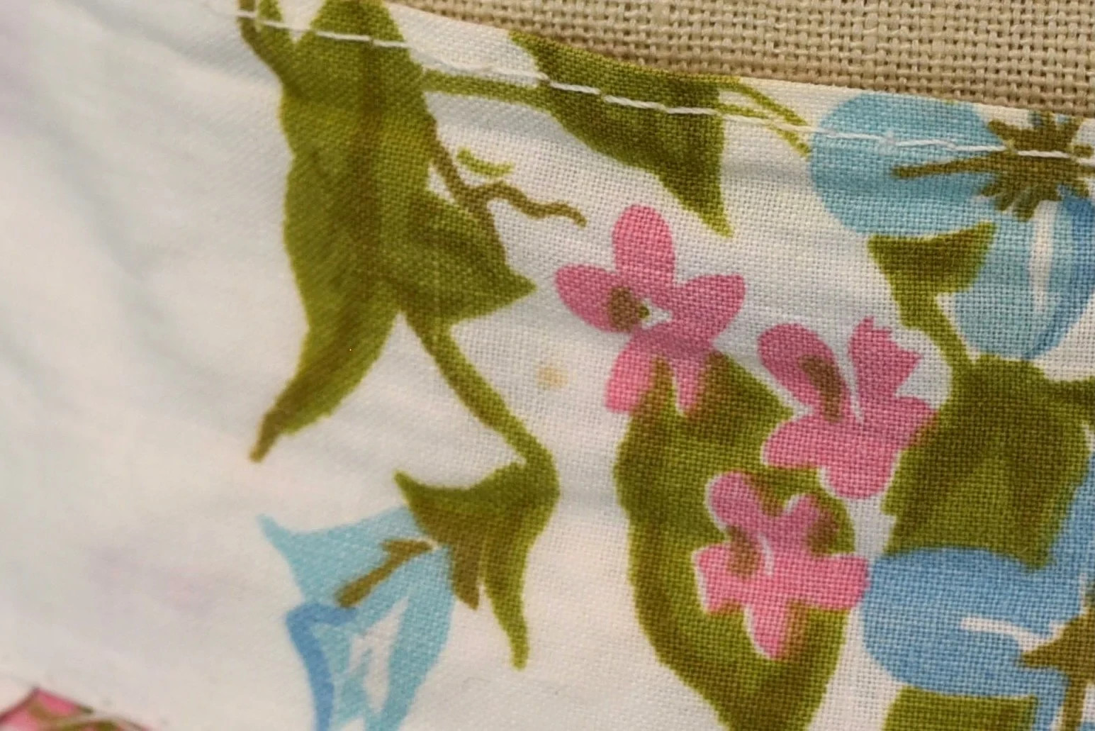 1950s Blue Rose Pink Floral Print White Cotton Pinup Mid Century Skirt