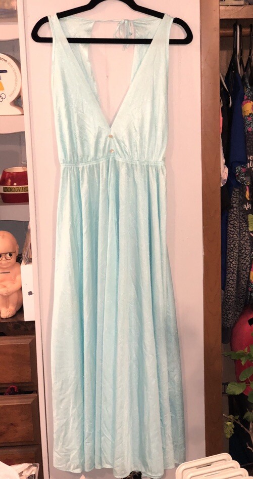Dream Wear Vintage 70’s Disco Hipster Style Nylon Nightgown Med Sea Foam Green