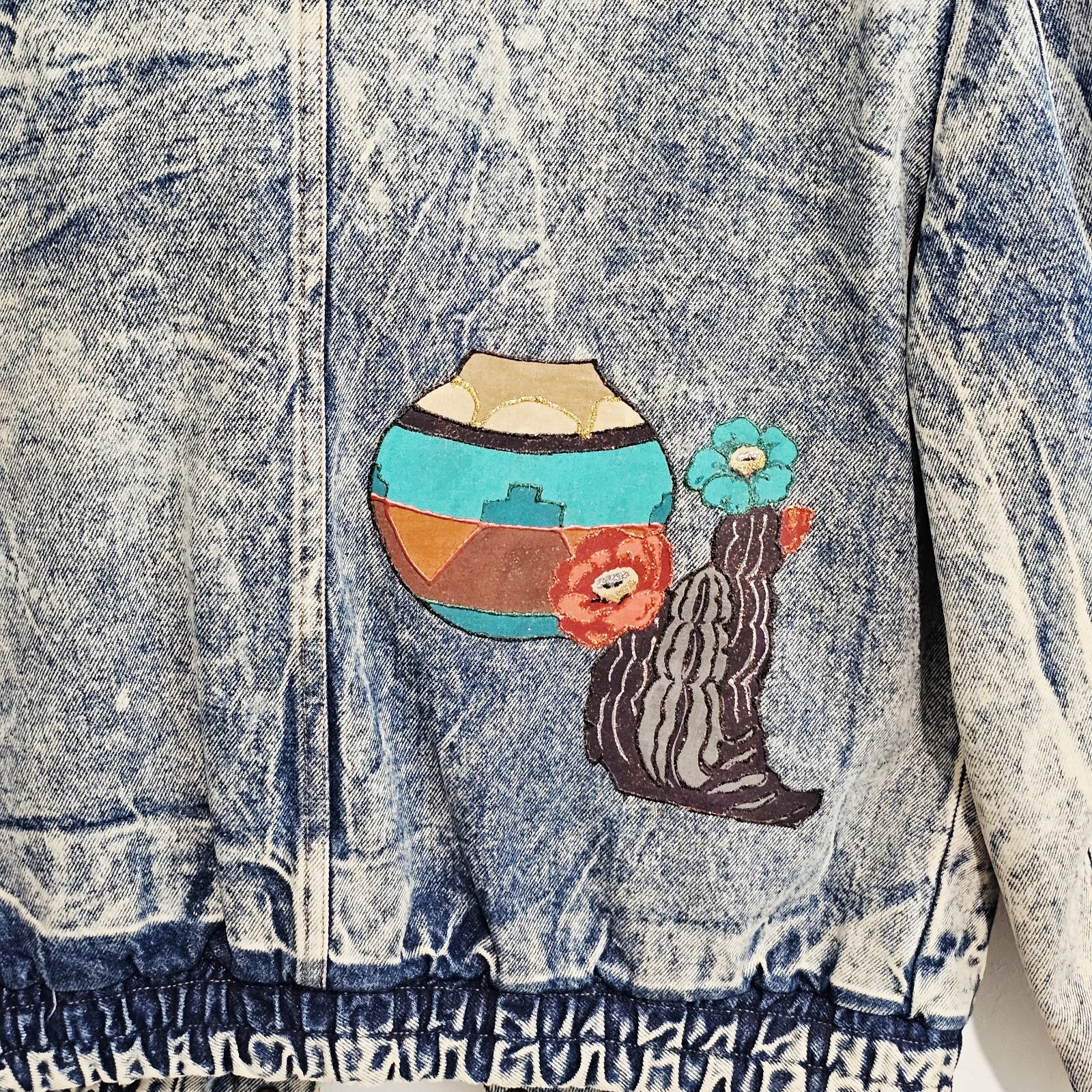 Vintage 80s Denim Jean Jacket Size M Acid Washed Southwestern Aztec Made In USA