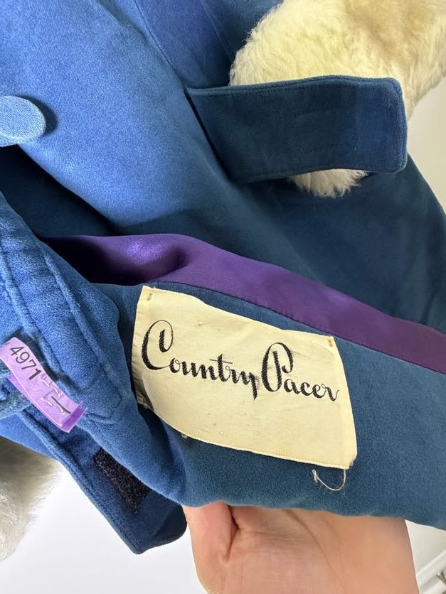 Vintage Country Pacer Women’s Coat Blue Coat, Fur, Buttons – Pre Owned