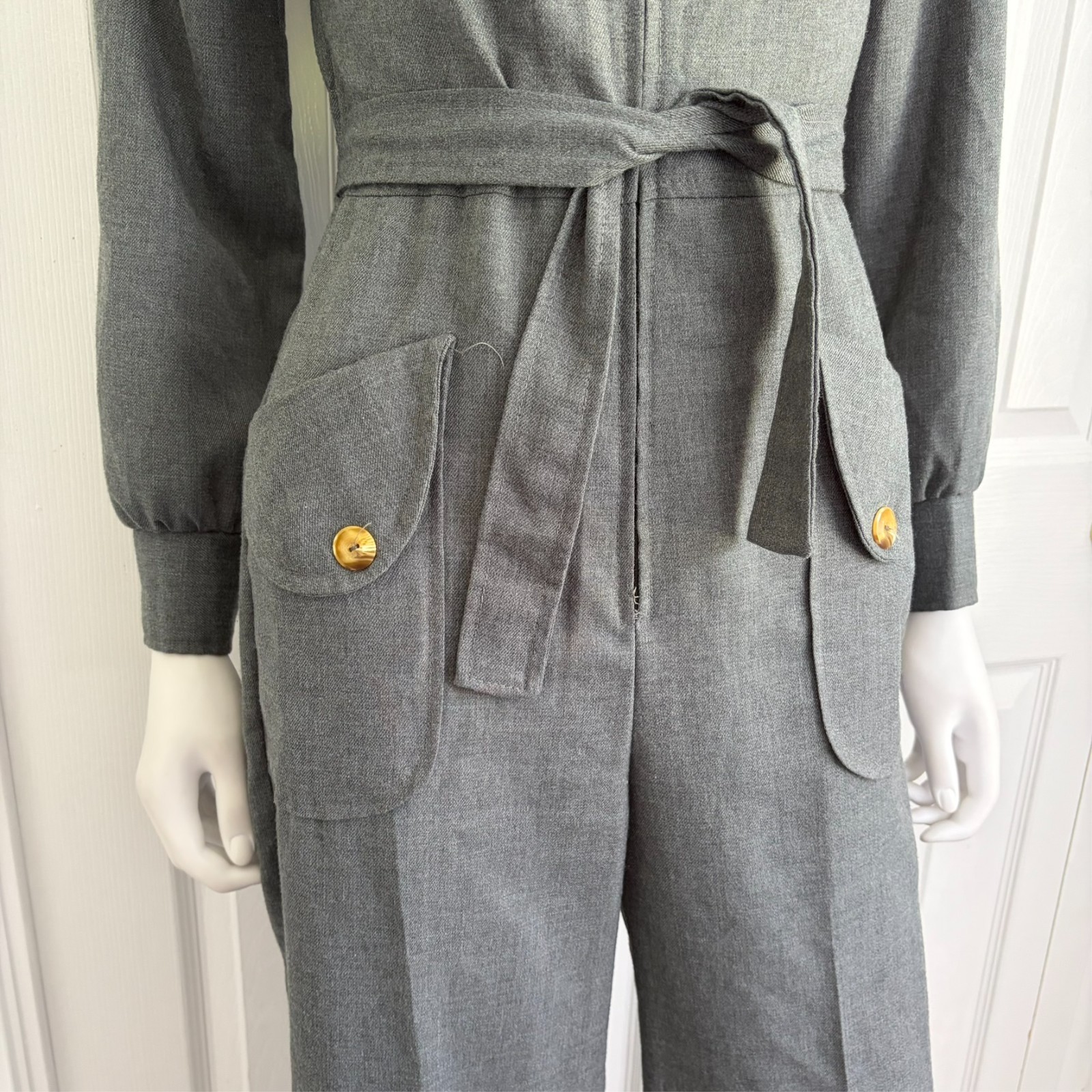 Vintage 70’s Juniors Grey Pants Jumpsuit with zip closure size 9