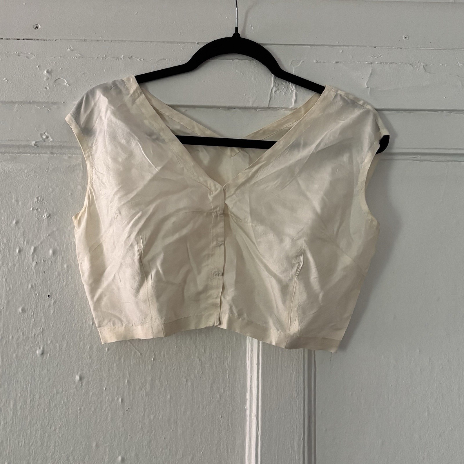 Antique cream silk blouse, 19” pit to pit x 15” L