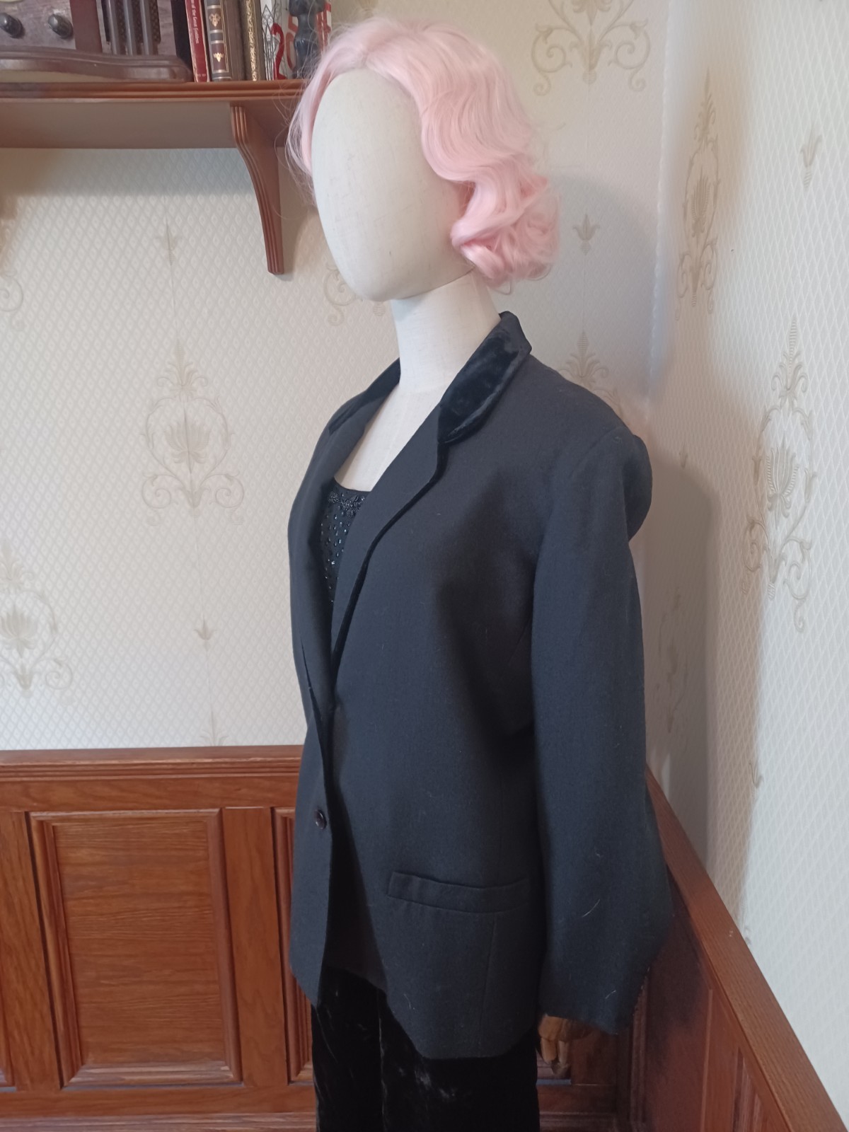 Vintage 1960s/70s Wilroy Traveller Velvet Trim Women’s Union-Made Tuxedo Coat