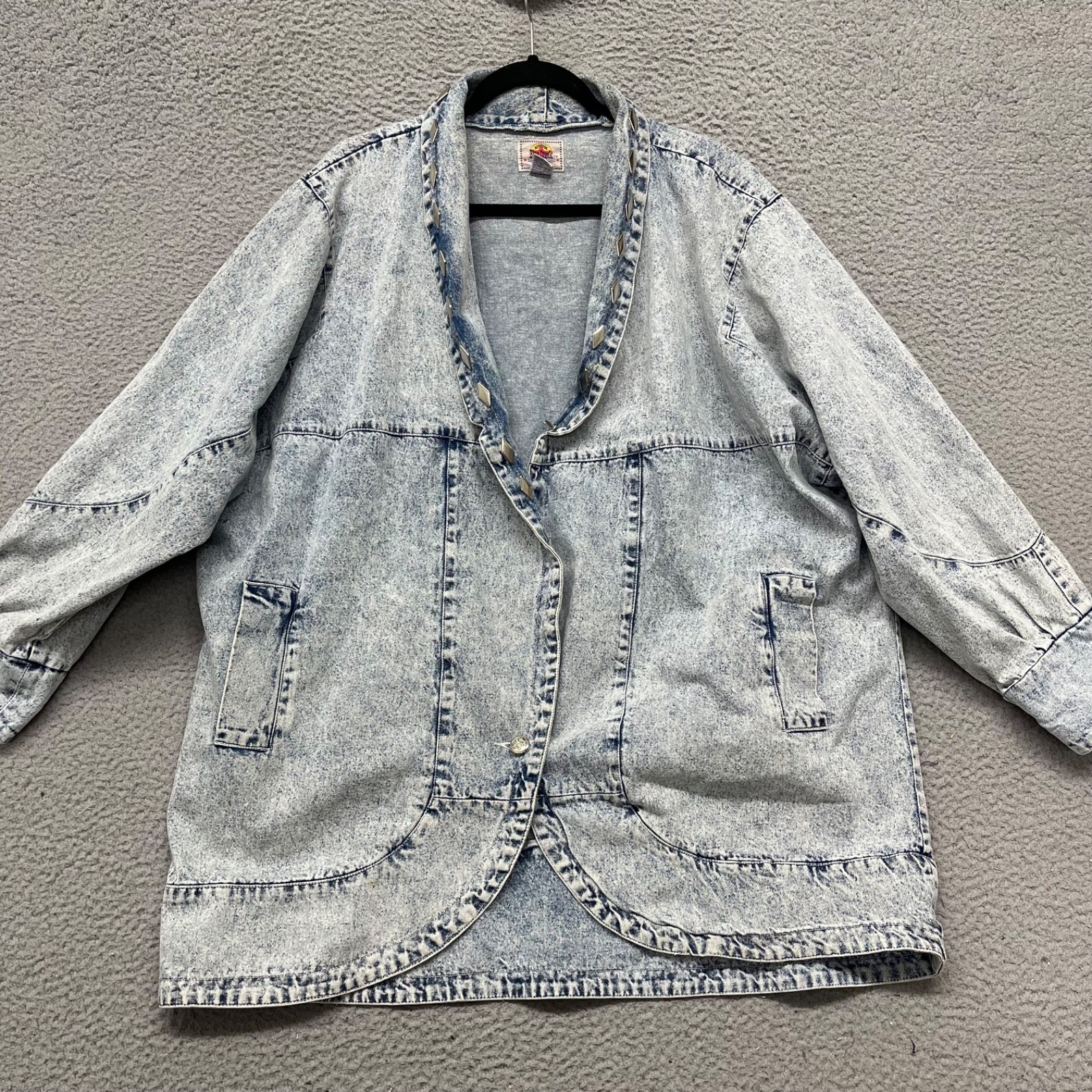 Vtg Acid Wash Denim Jacket Womens XL Light Wash Studded 80’s 90’s Retro