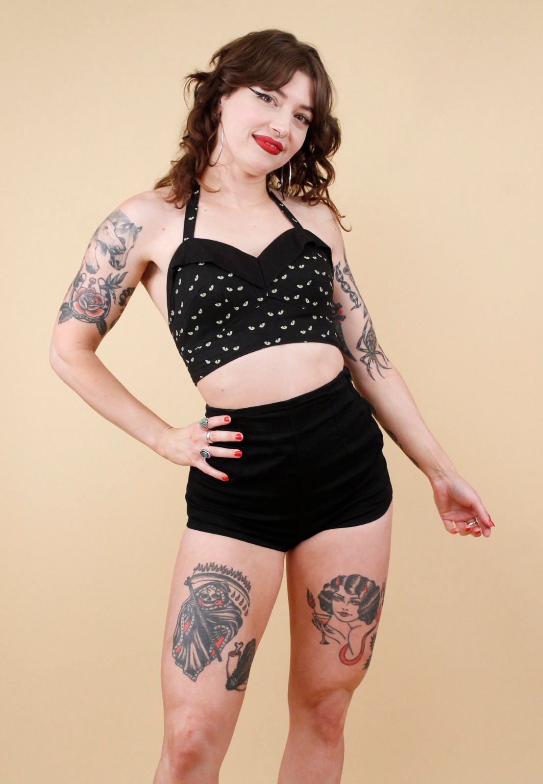 70s Vtg Style Queen of Hearts Black Eyes Novelty Print Halter Top Pin Up Xs