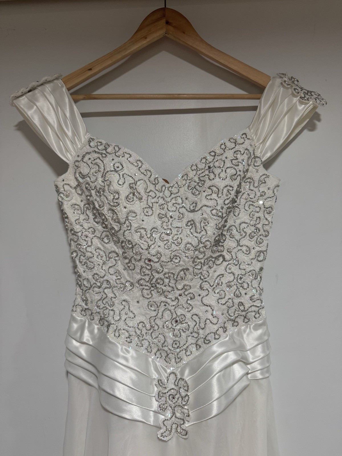 Vintage Mike Bennet White Beaded Stones Pearl Dress 34” Bust Y2K Prom Formal