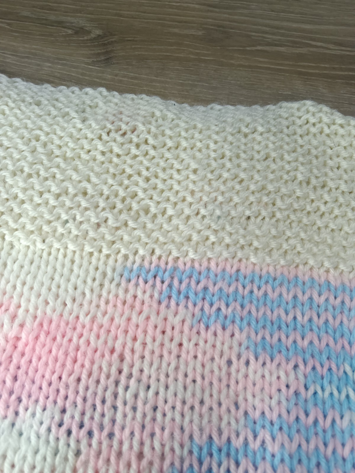 Rare Vintage 1980s Anna Petrush Hand Knit Sweater Ivory Pink Blue Women’s Knit