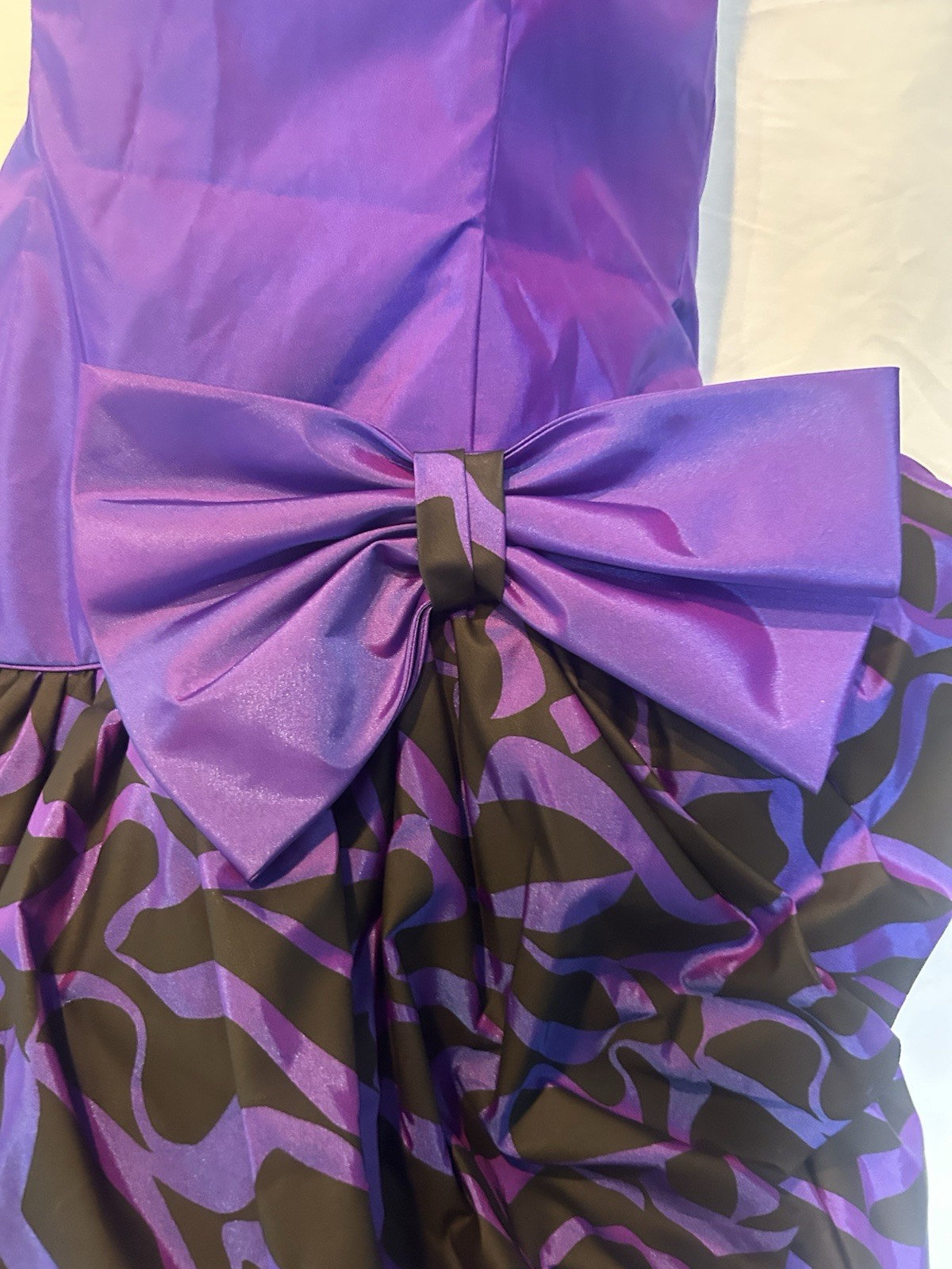 Vintage 1980s Purple And Black Strapless Prom Dress Iridescent