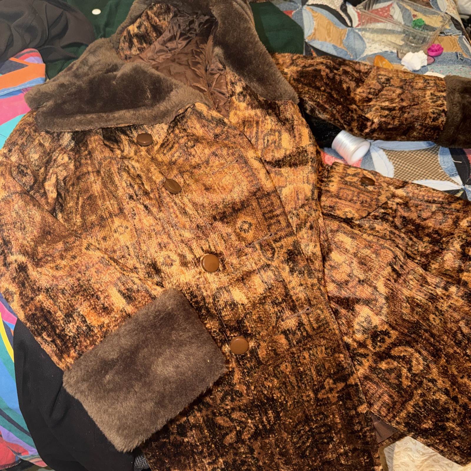 Coat Vintage Fur Collar N Cuffs Dry Clean Size Med To Large