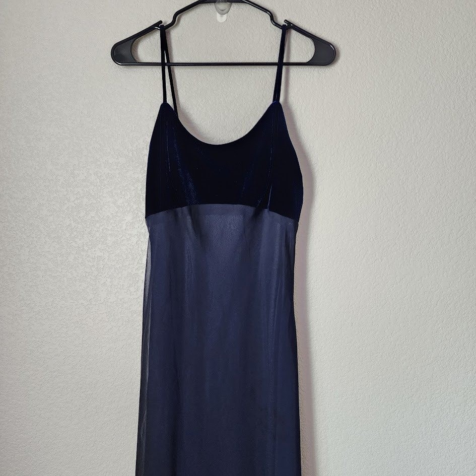 HAMPTON NITES Vintage Navy Blue Velvet Bodice Chiffon Maxi Gown Size 8