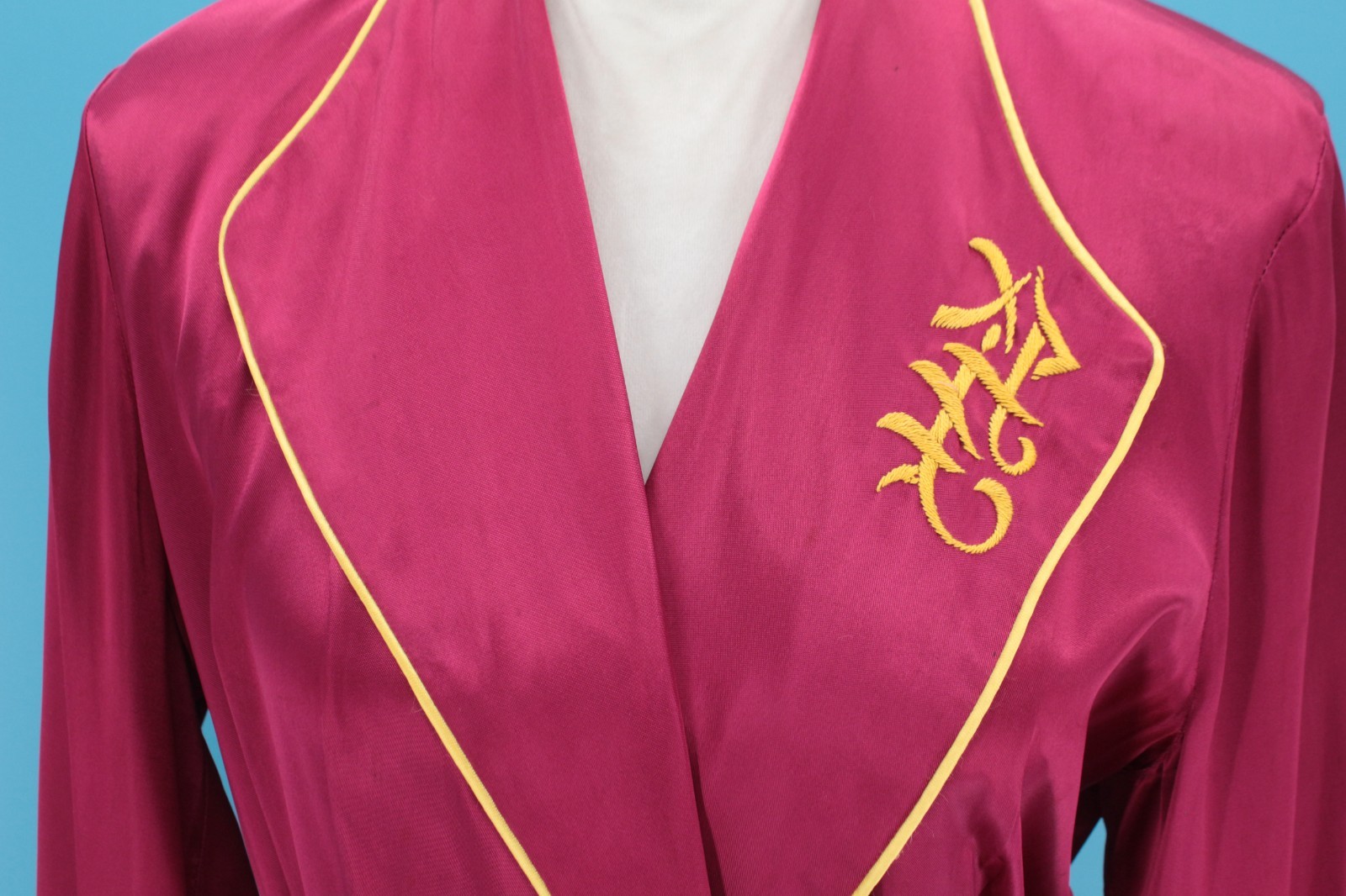 VTG Women’s 40s Magenta W/ Yellow Trim Asian Robe Sz S 1940s Satin Rayon
