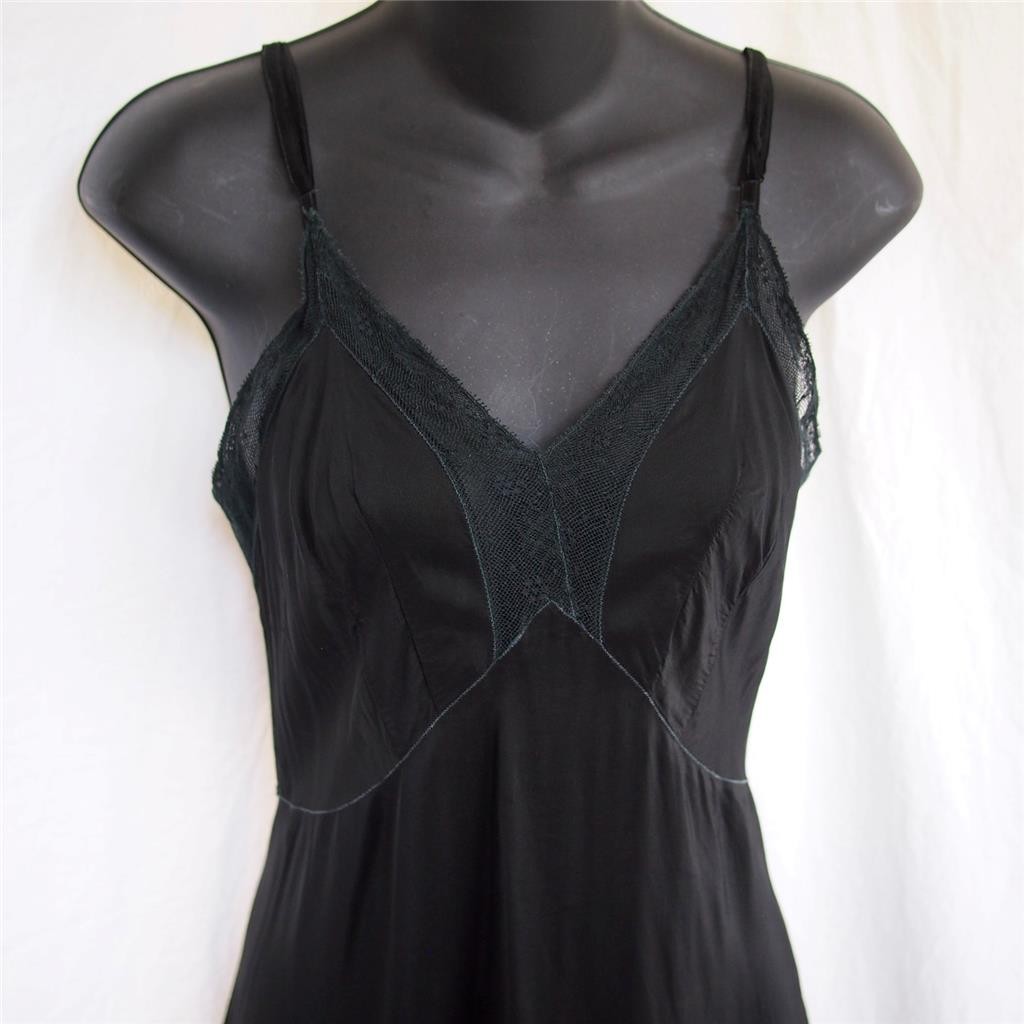Vintage 50s ARTEMIS Rayon Slinky Sexy Black Full Slip Floral LACE 32 S Pin-Up