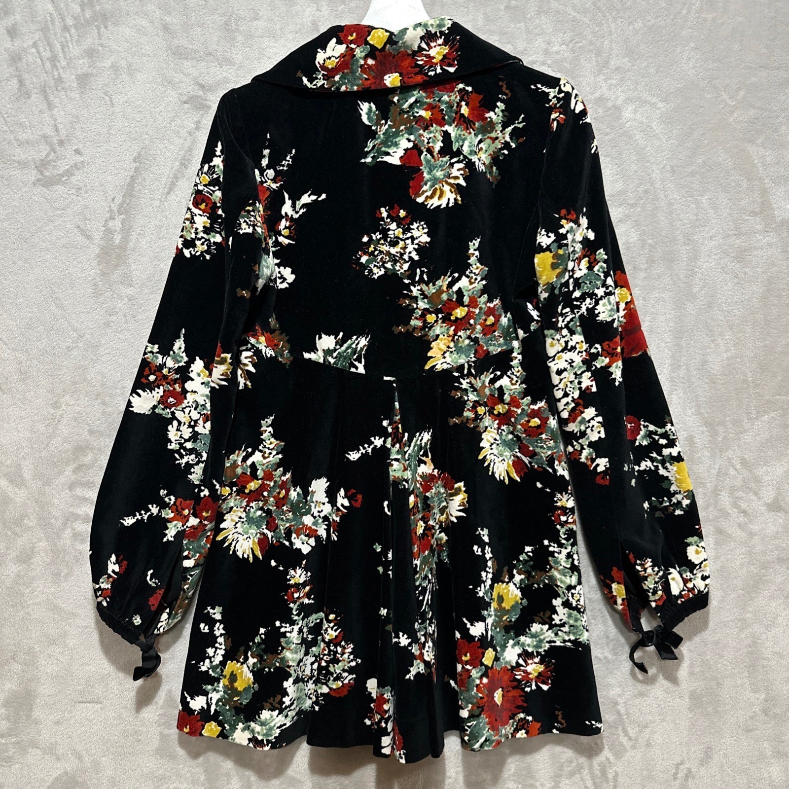 Kenzo Jeans Vintage Floral Velvet Button Up Jacket Black Size EU 38