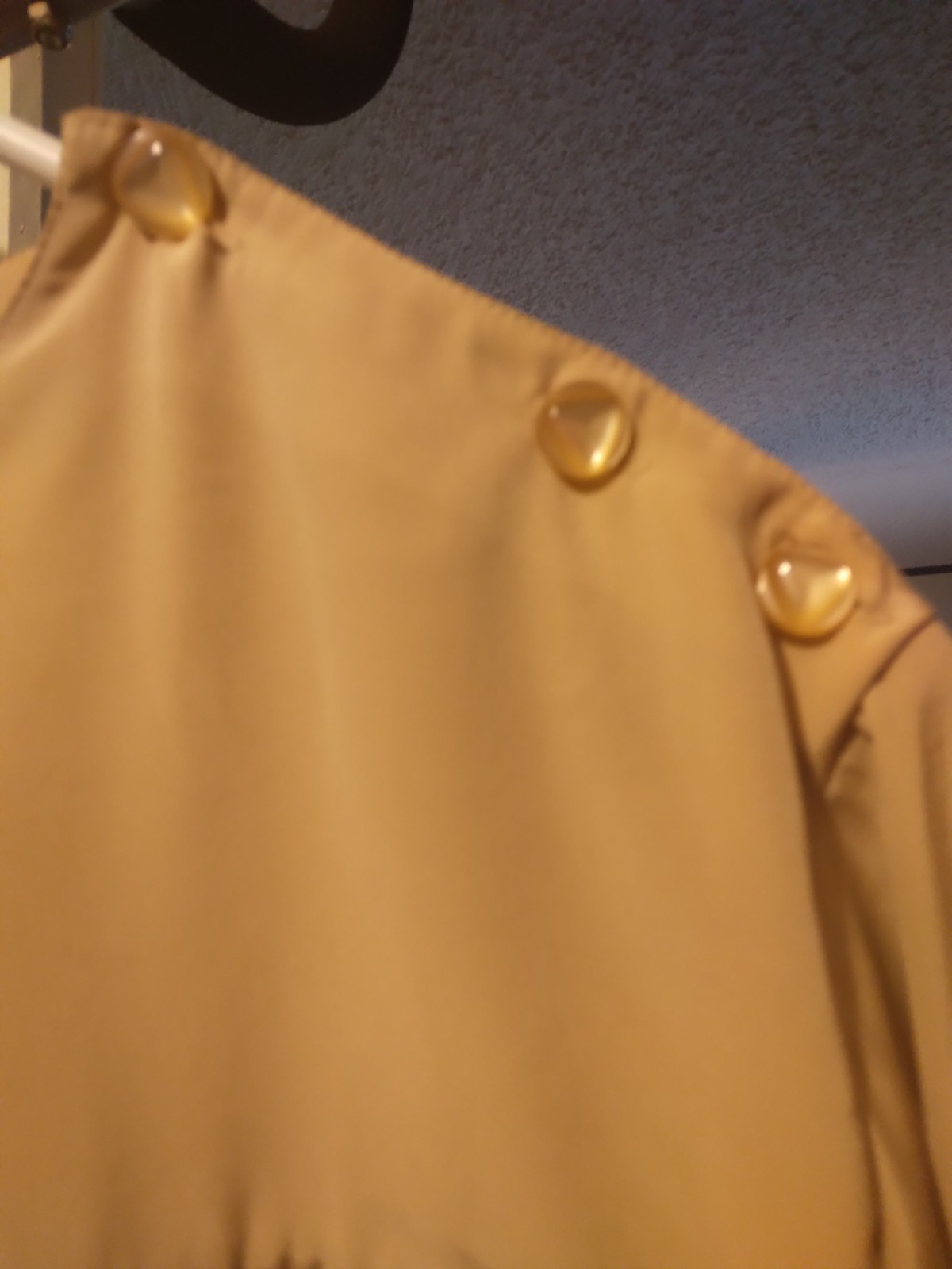 vintage rivista long sleeve blouse, pleated front, 3 button shoulder closure