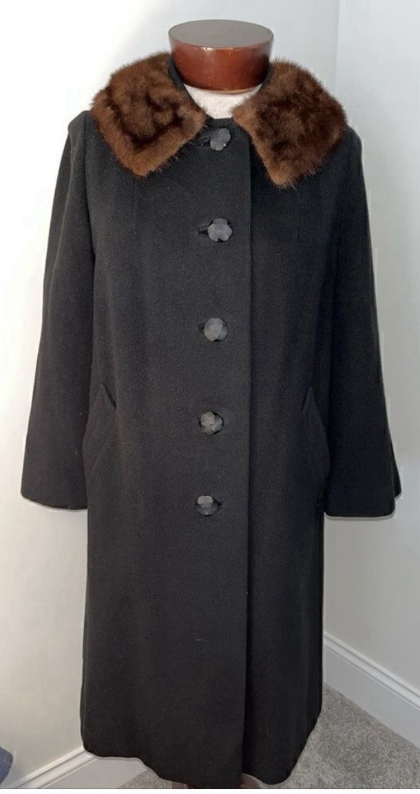 Hudson-Belk 100% RETRO Cashmere Vintage Fur Shawl Collar Coat JACKET Black M