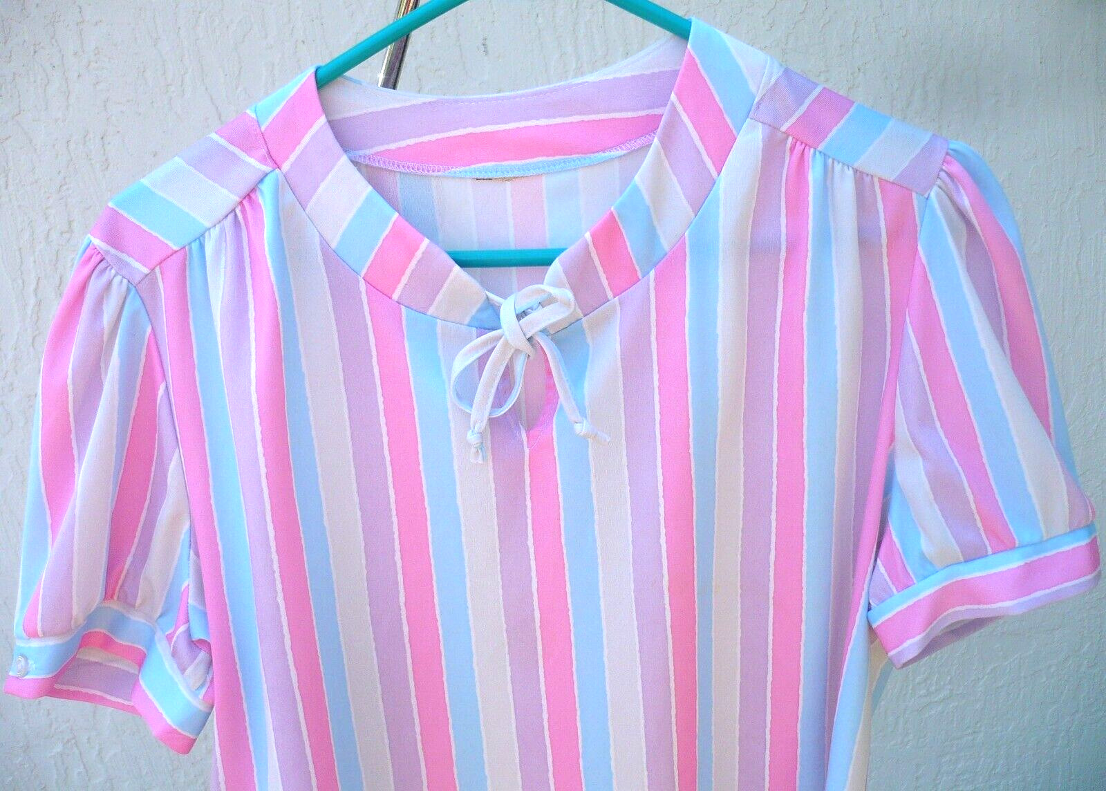 VTG 70S 80S PASTEL PINK LILAC BLUE SILKY POLY BLOUSE BOW SECRETARY WOMEN M L