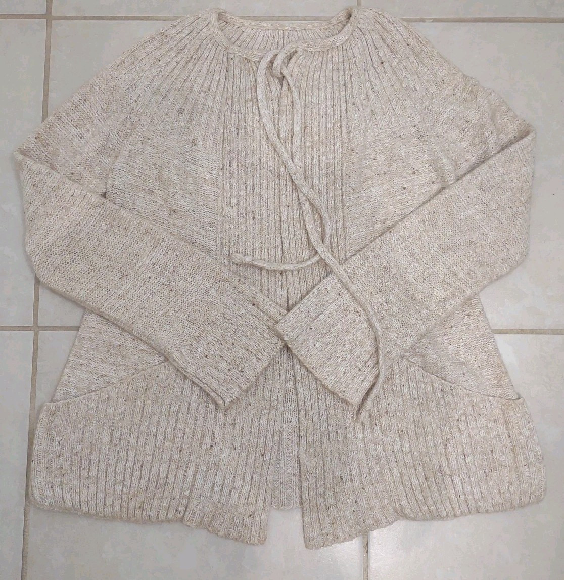 True Vintage 1970’s Boho Style Nubby Cardigan Bell Shape Oatmeal Beige Small