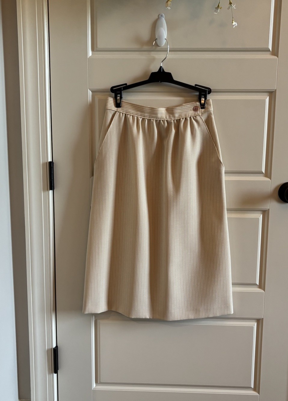 Vtg Sears, Roebuck & Co Tan Pinstripe Perma-Prest Skirt Pencil Sz 8