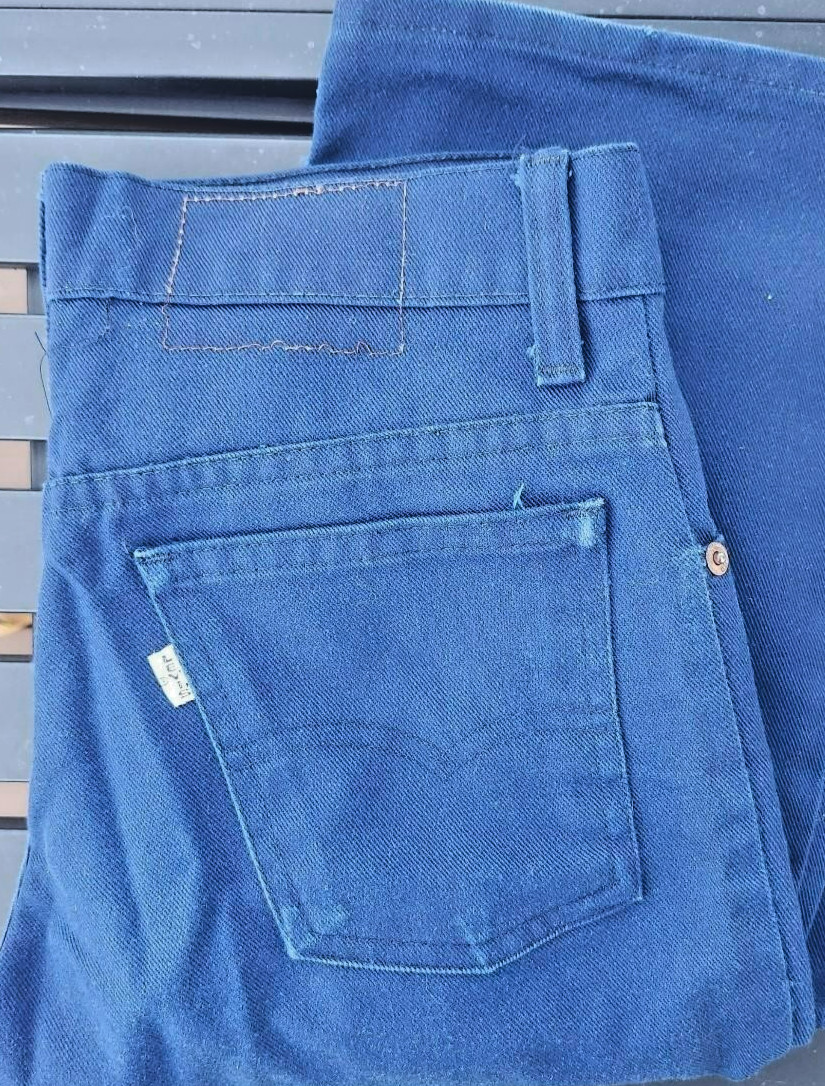Levis 550 Jeans Womens 26×31 Dark Indigo Relaxed Bootcut Vintage Orange Tab