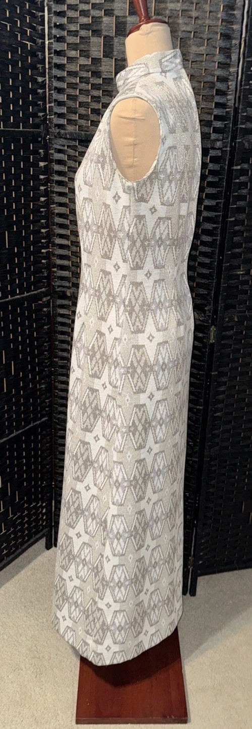 Vintage 1950-60’s Women J. Harlan Originals Silver Dress Size 12 Sleeveless