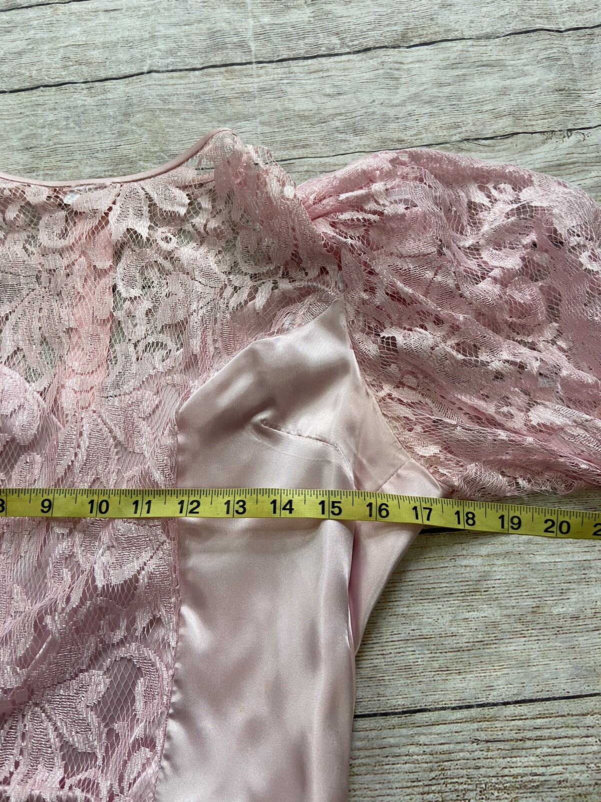 Vintage ILGWU Pink Gown 1970’s Lace With Hat See Measurements 6 8? A3