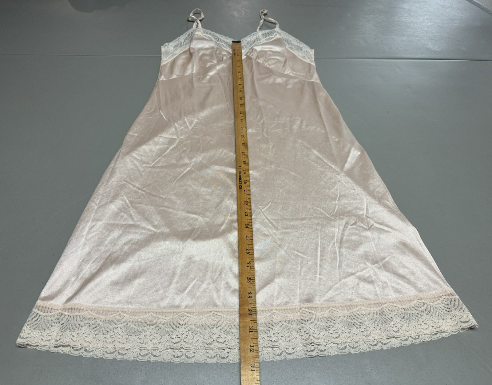Vtg Warners Nylon Slip Nightgown Size 36 Filigree Lace Pastel Pink Whimsical