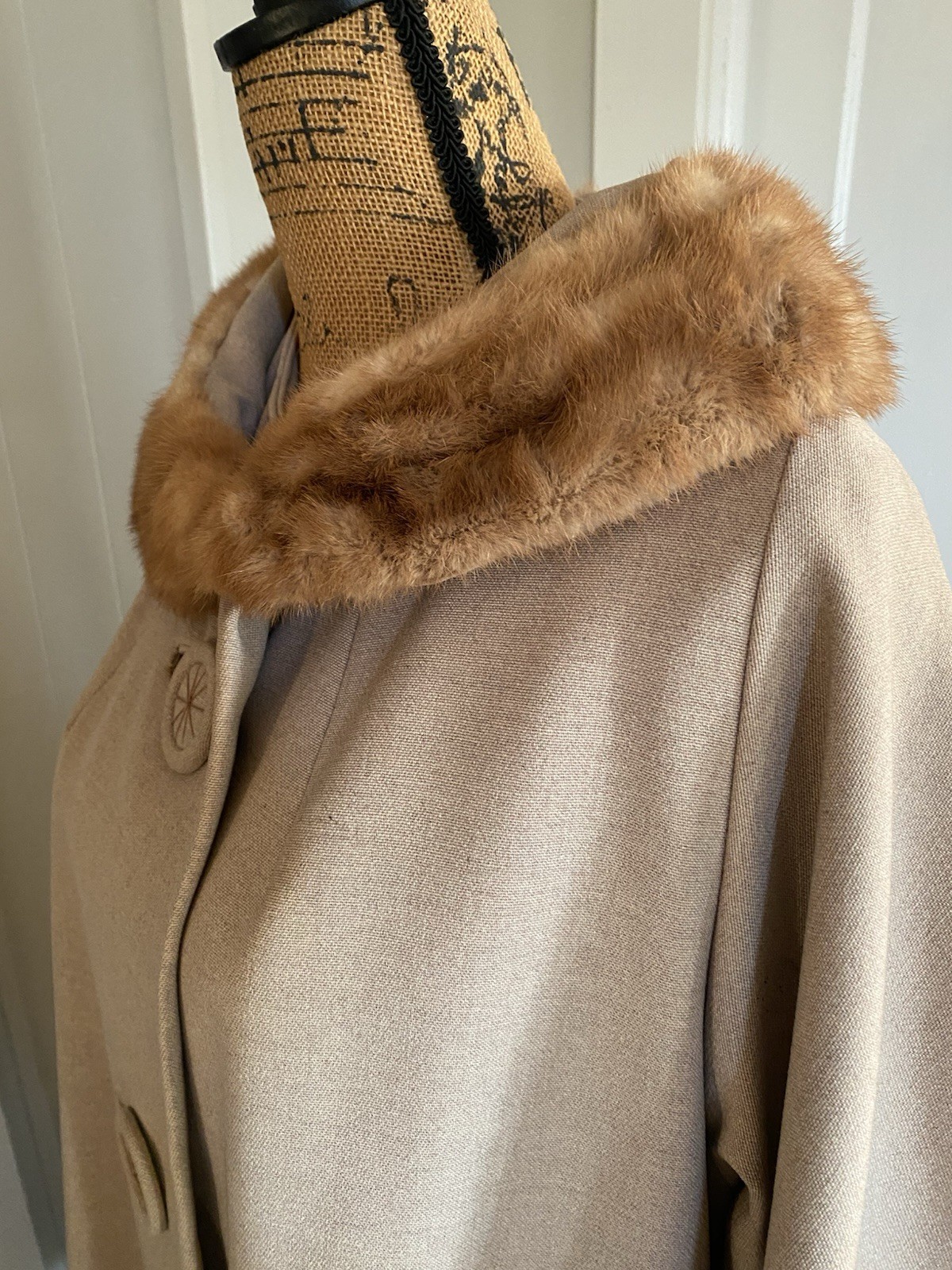 Vintage 1950s Tan Wool Swing Coat Real Mink Fur Collar Cuffs 46” Bust Nice!!!