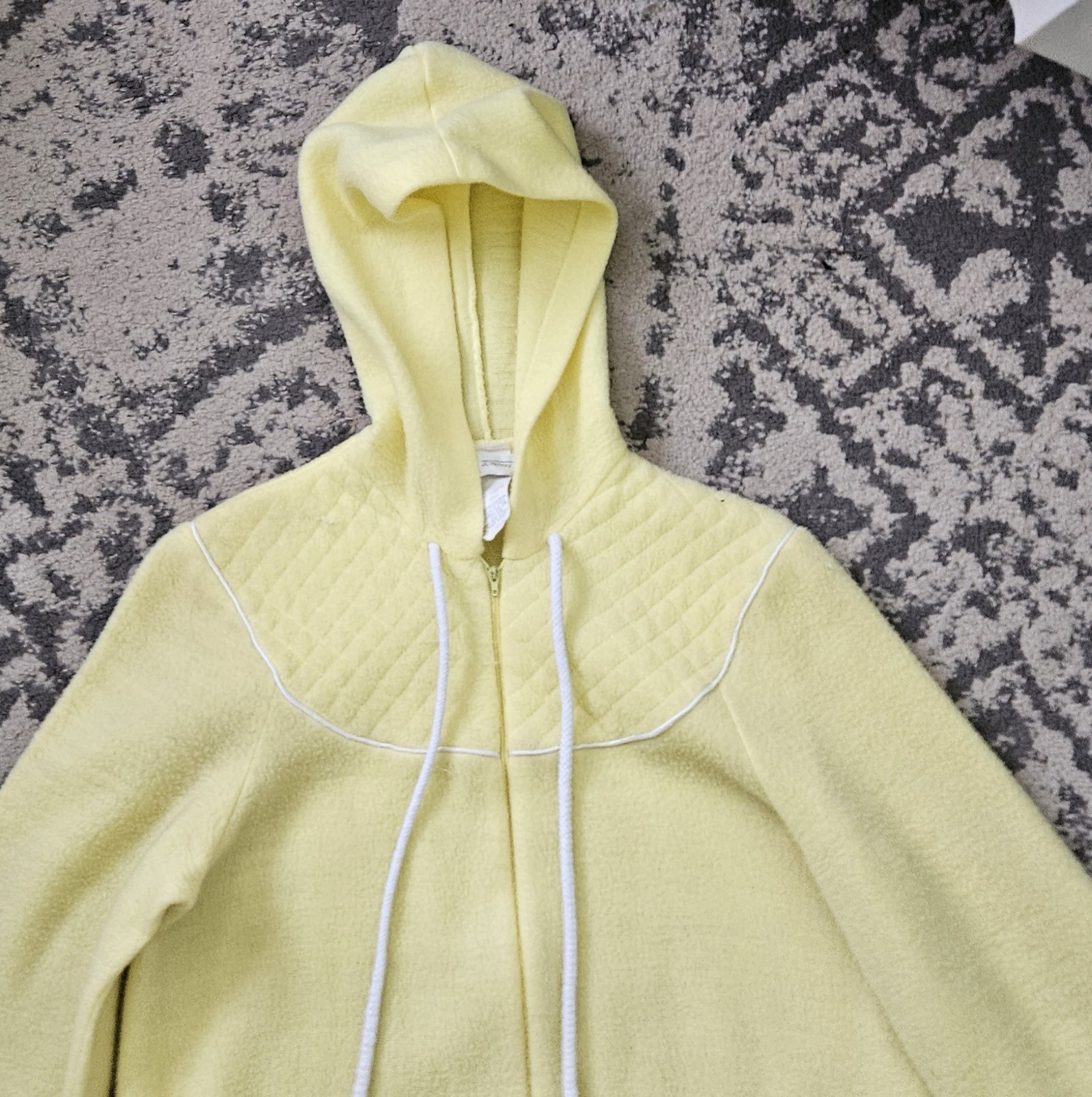 Vintage 70s 80s JCPenney Yellow Hooded Zip Front Robe Size M