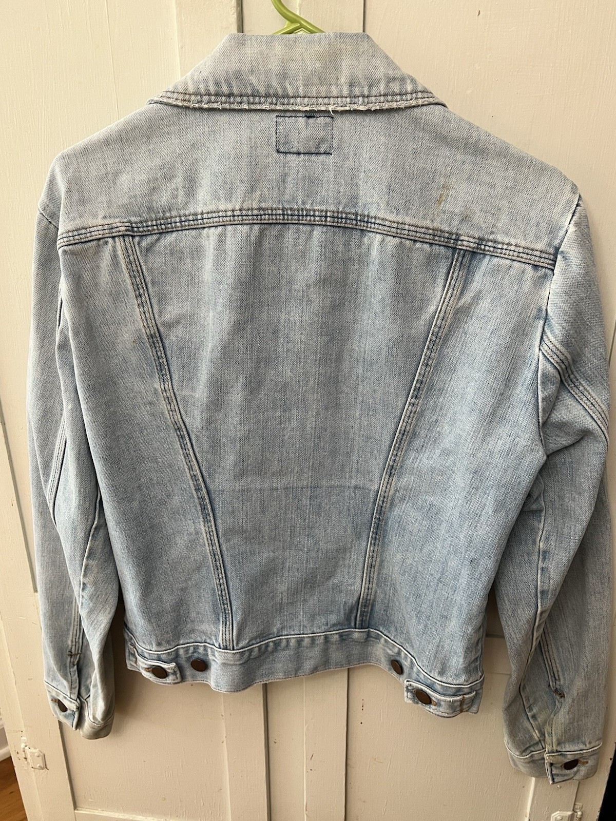 Vintage Wrangler Made USA Denim Jacket Western Trucker Light Wash Adult M?