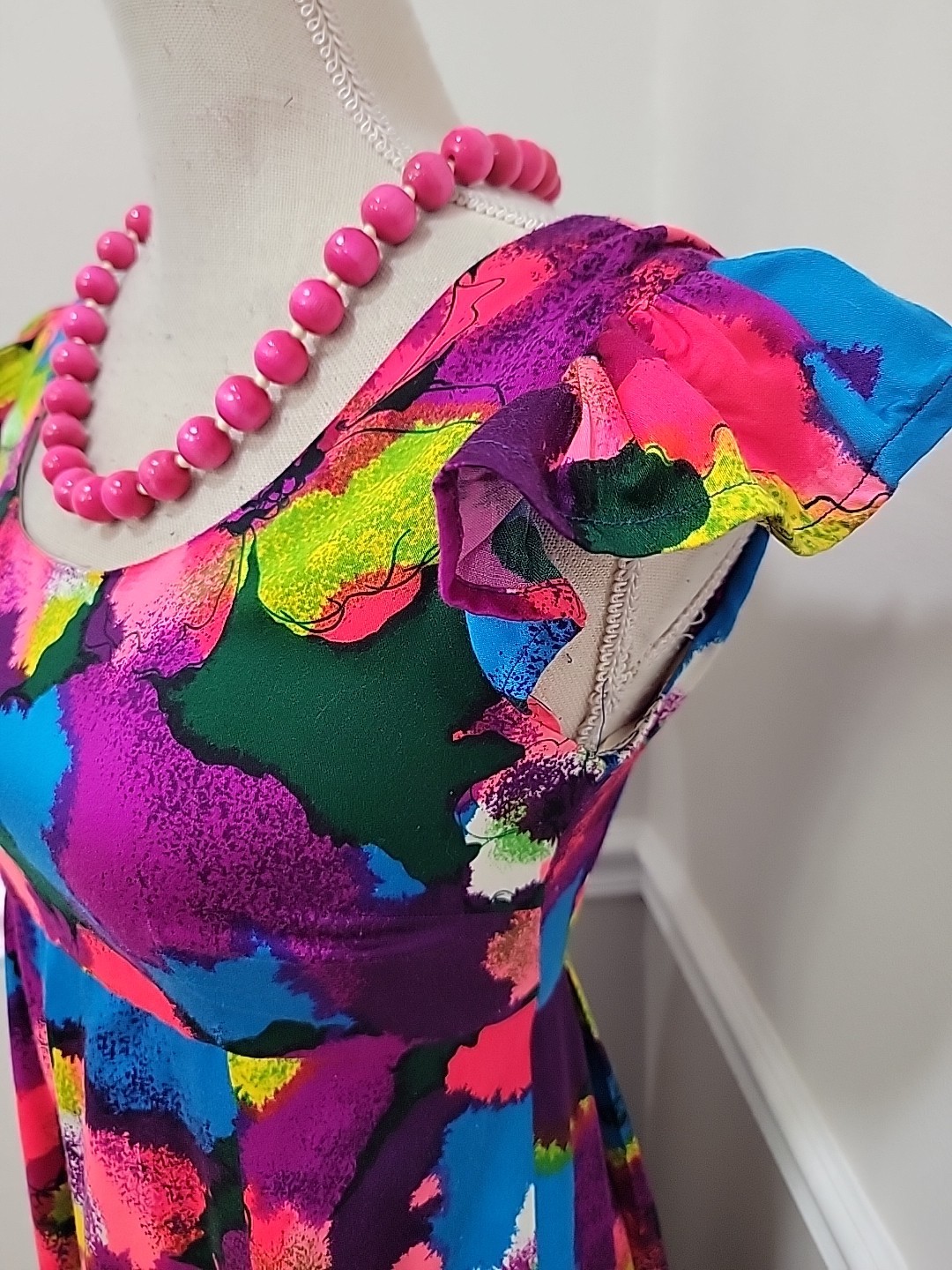 Vintage Psychedelic Tropical Hawaiian Ruffled Sleeves Mumu Maxi Dress